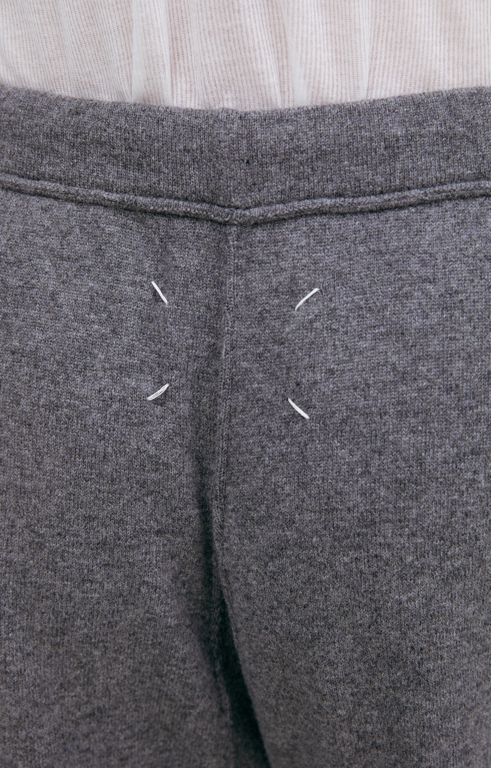 Maison Margiela Серые брюки из шерсти