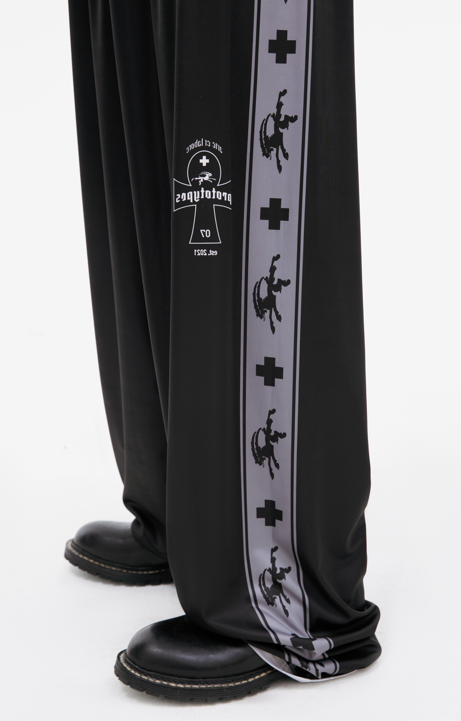 PROTOTYPES Двусторонние брюки