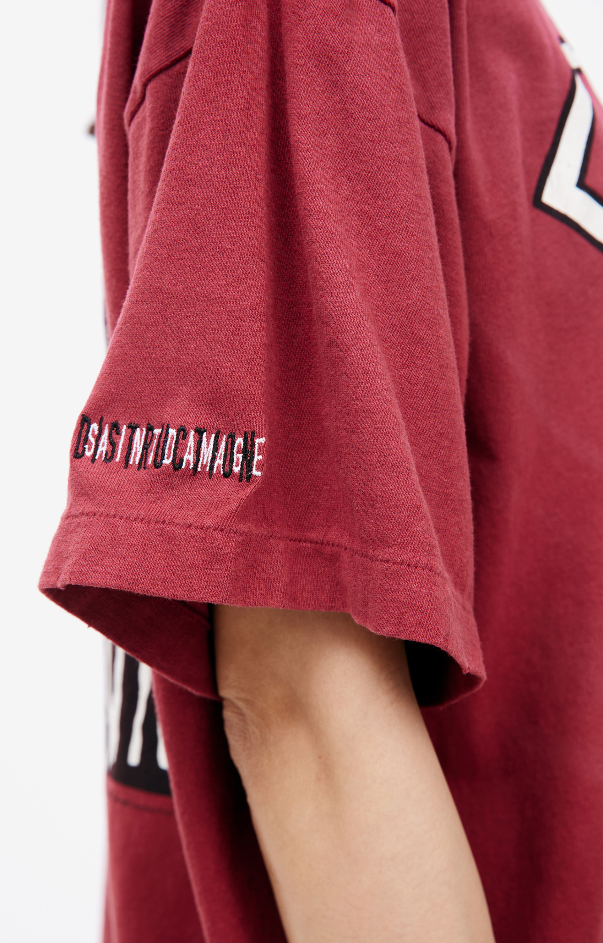 Saint Mxxxxxx Красная футболка с принтом