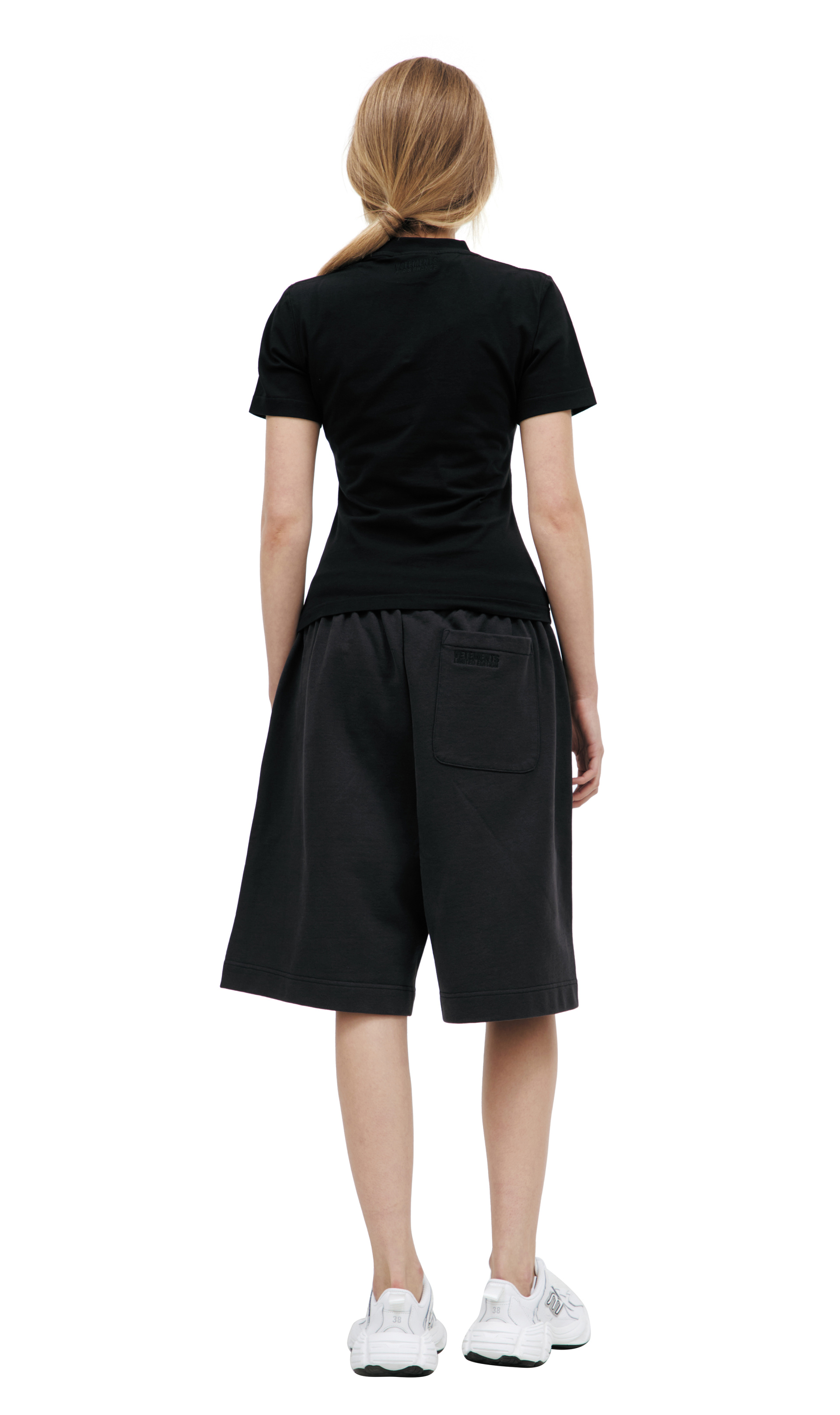 VETEMENTS Шорты с принтом