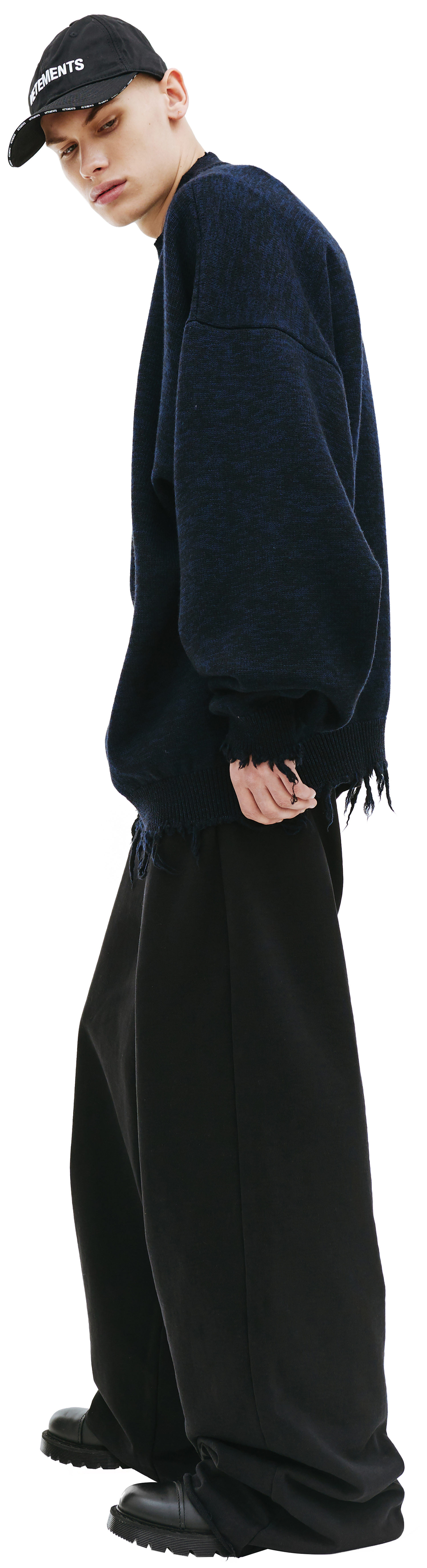 VETEMENTS Шерстяной свитер  \'Jesus Loves Me\'