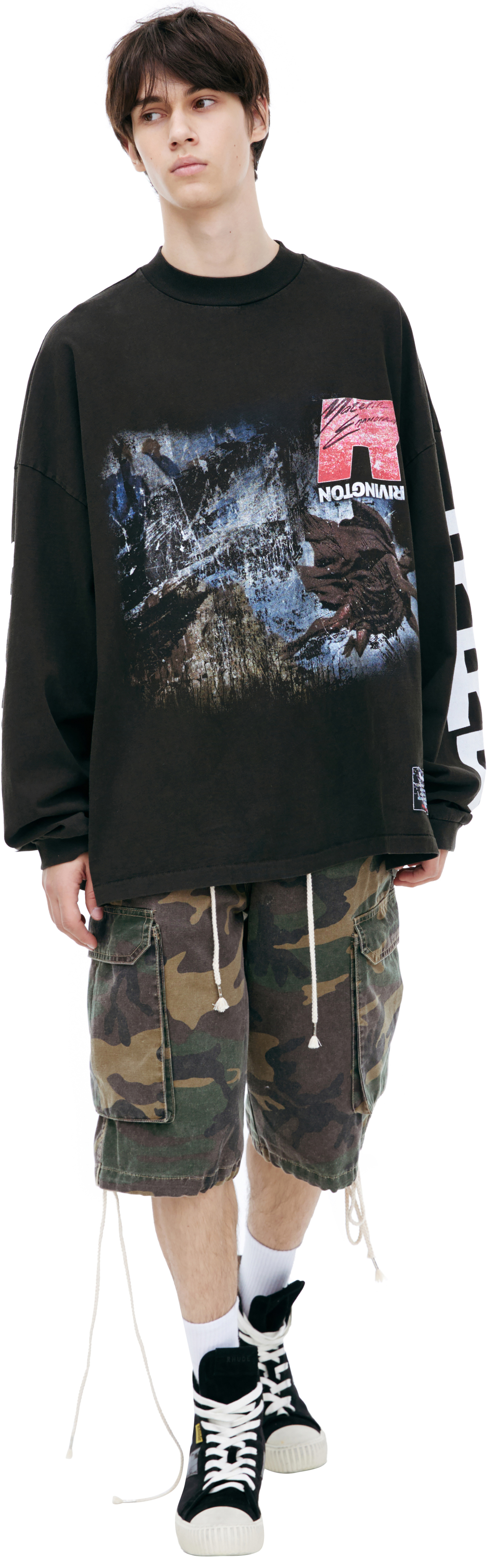 RRR123 Черный лонгслив с принтом