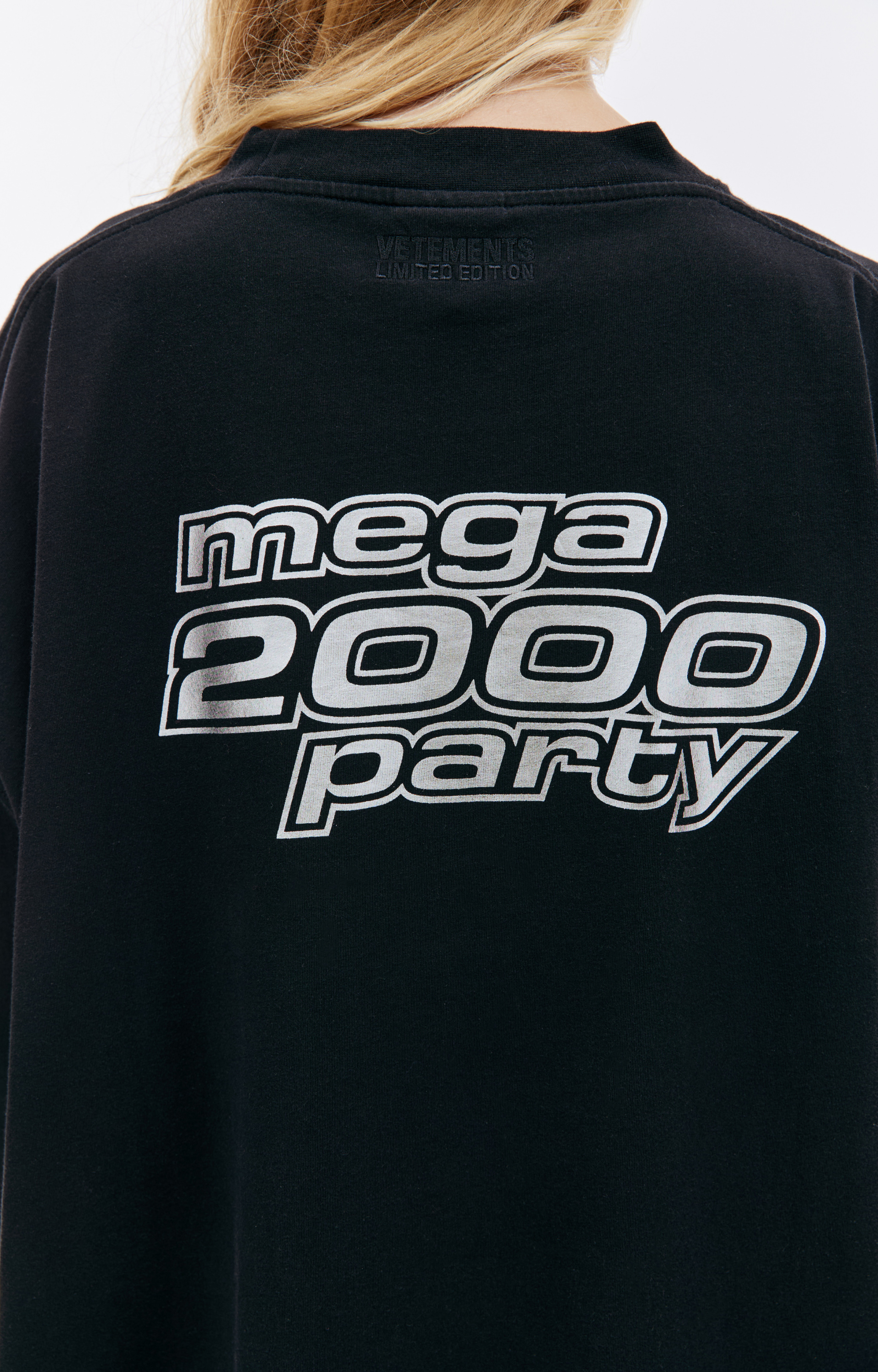 VETEMENTS Оверсайз футболка с принтом \'Y2K\'