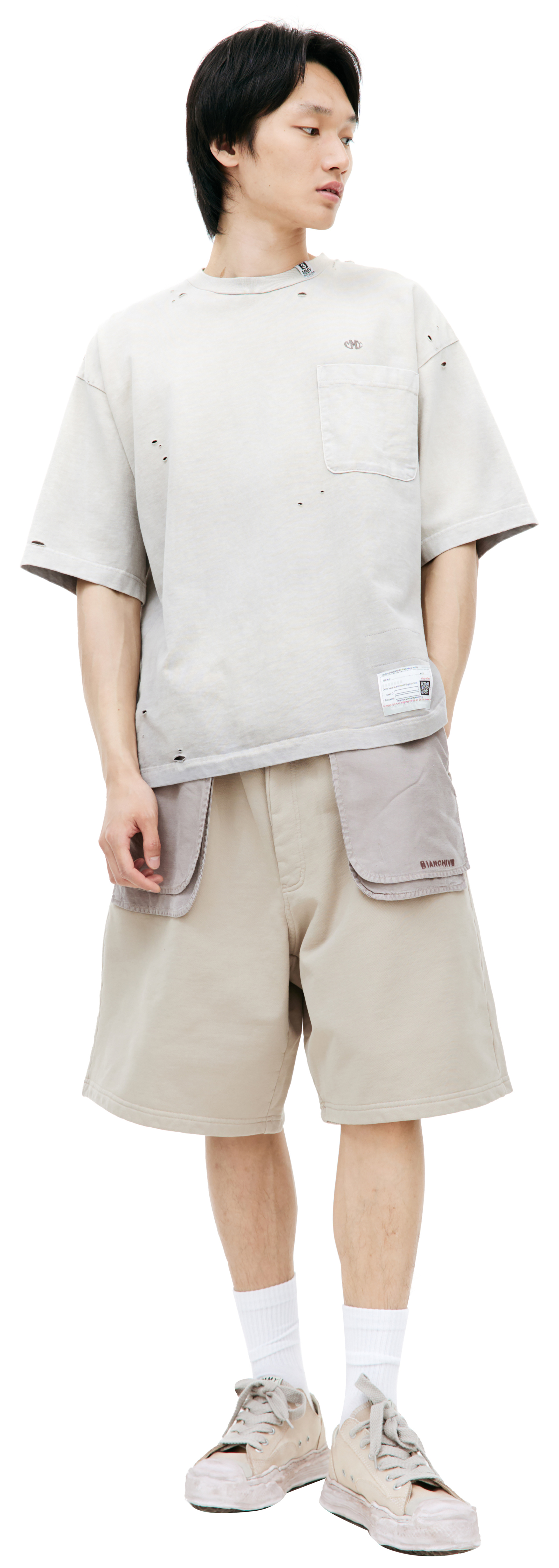 Maison Mihara Yasuhiro Рваная футболка с вышивкой