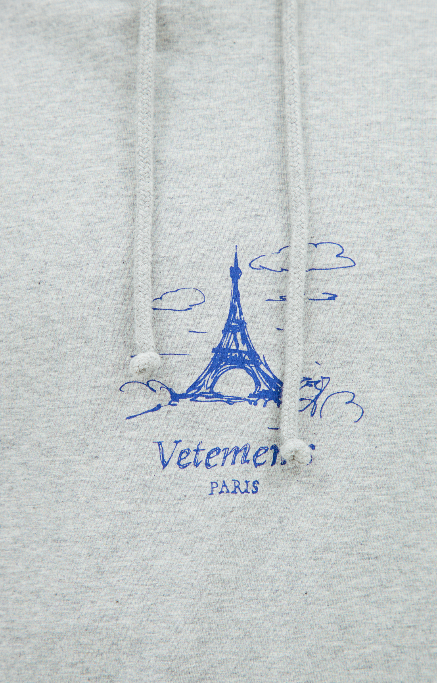 VETEMENTS Серое худи с принтом