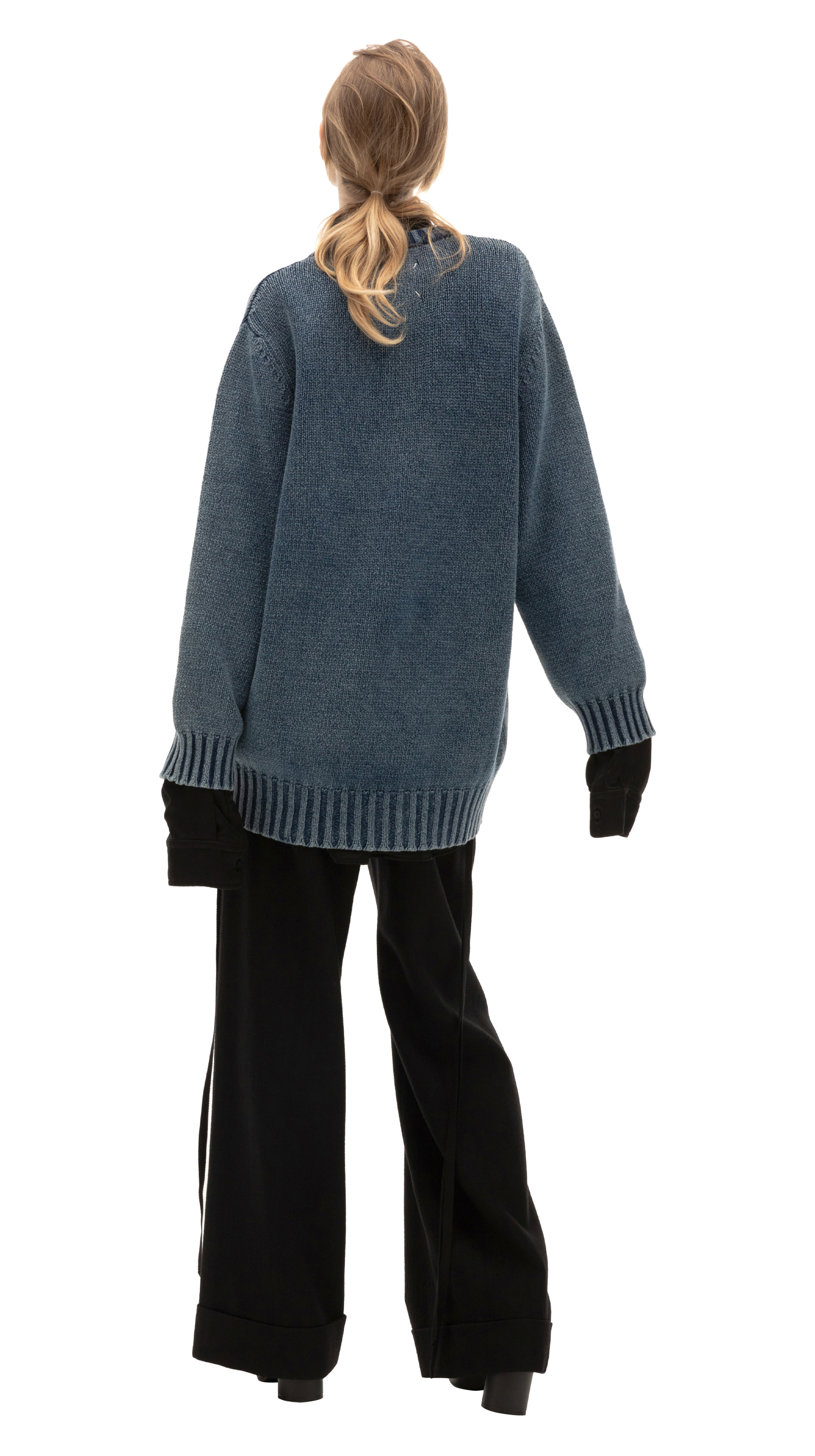 Maison Margiela Синий свитер с V-вырезом