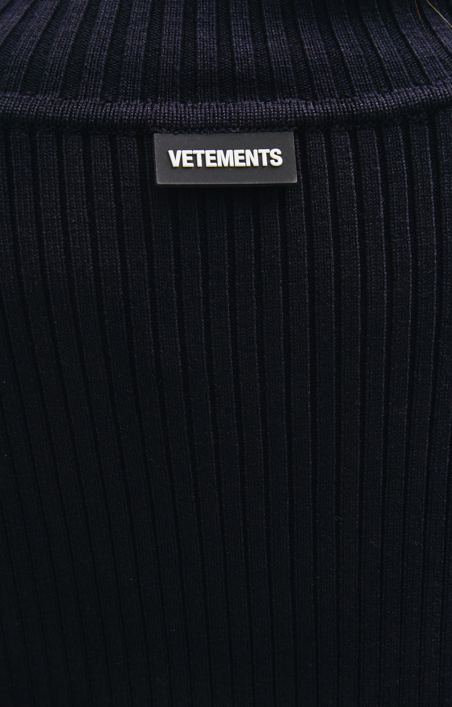 VETEMENTS Шерстяной кардиган на молнии