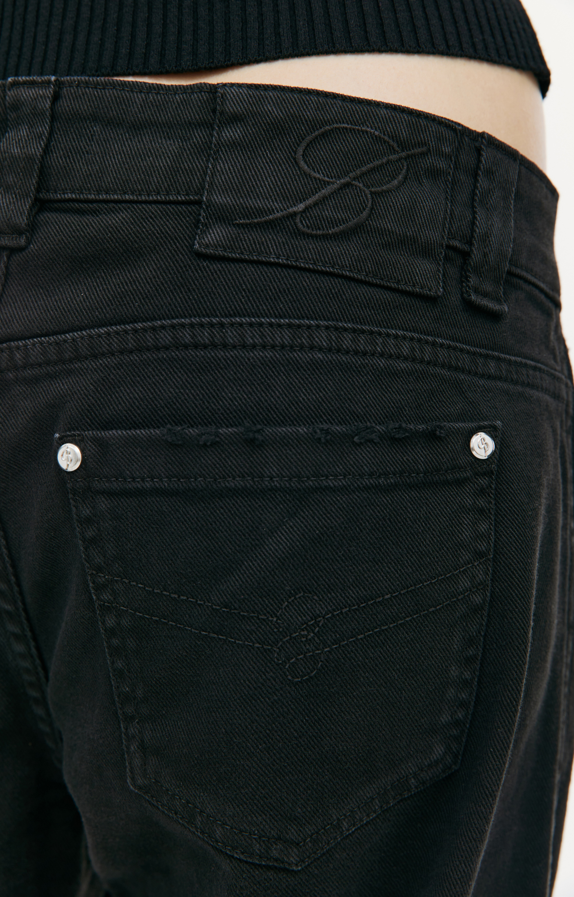 Blumarine Прямые джинсы с карманами