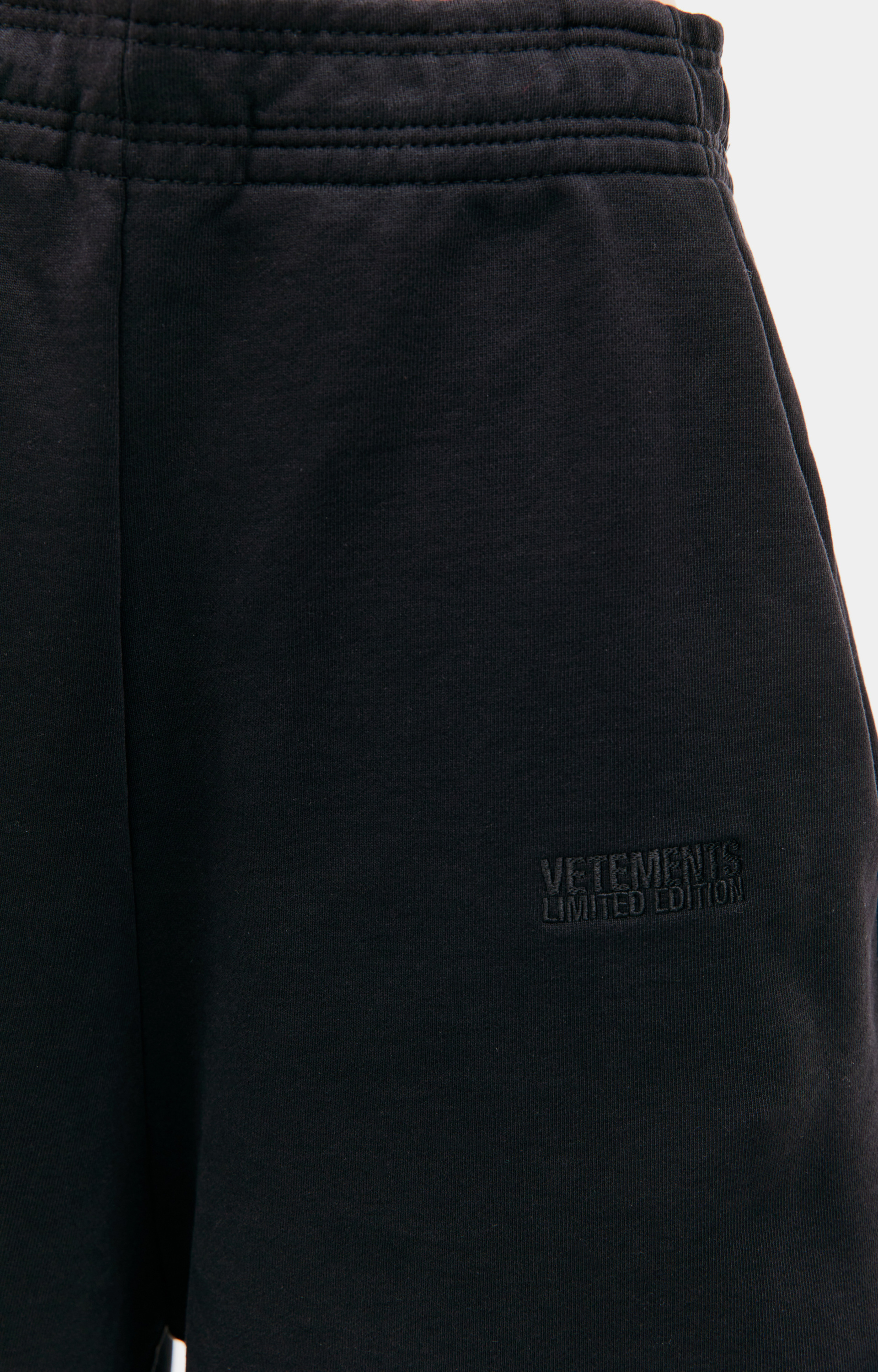 VETEMENTS Черные широкие брюки