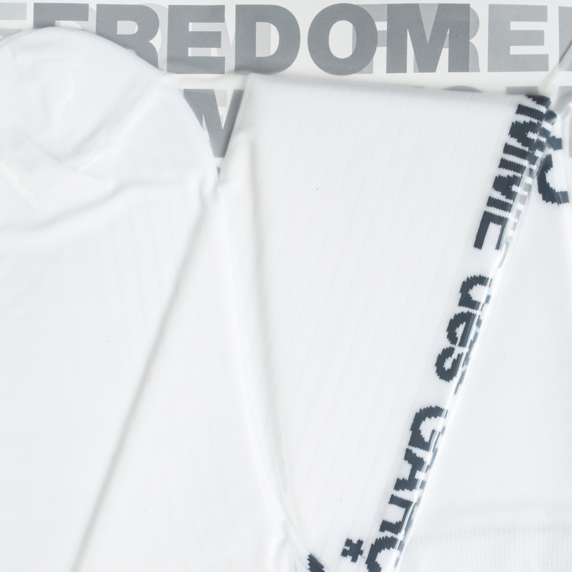 Comme des Garcons Высокие носки с логотипом