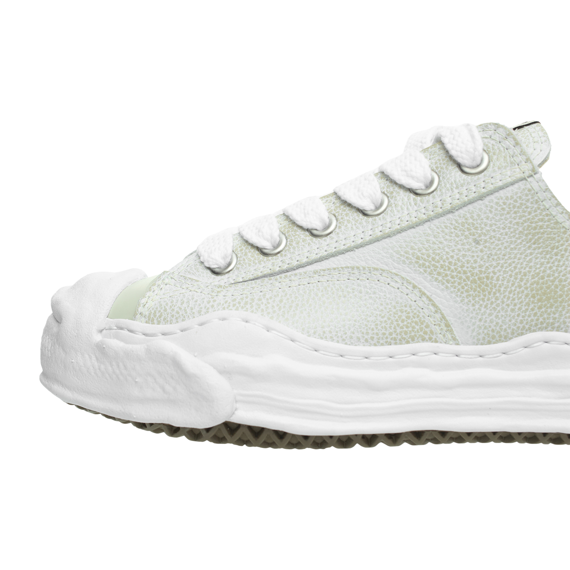 Maison Mihara Yasuhiro Кожаные кеды с эффектом потертостей