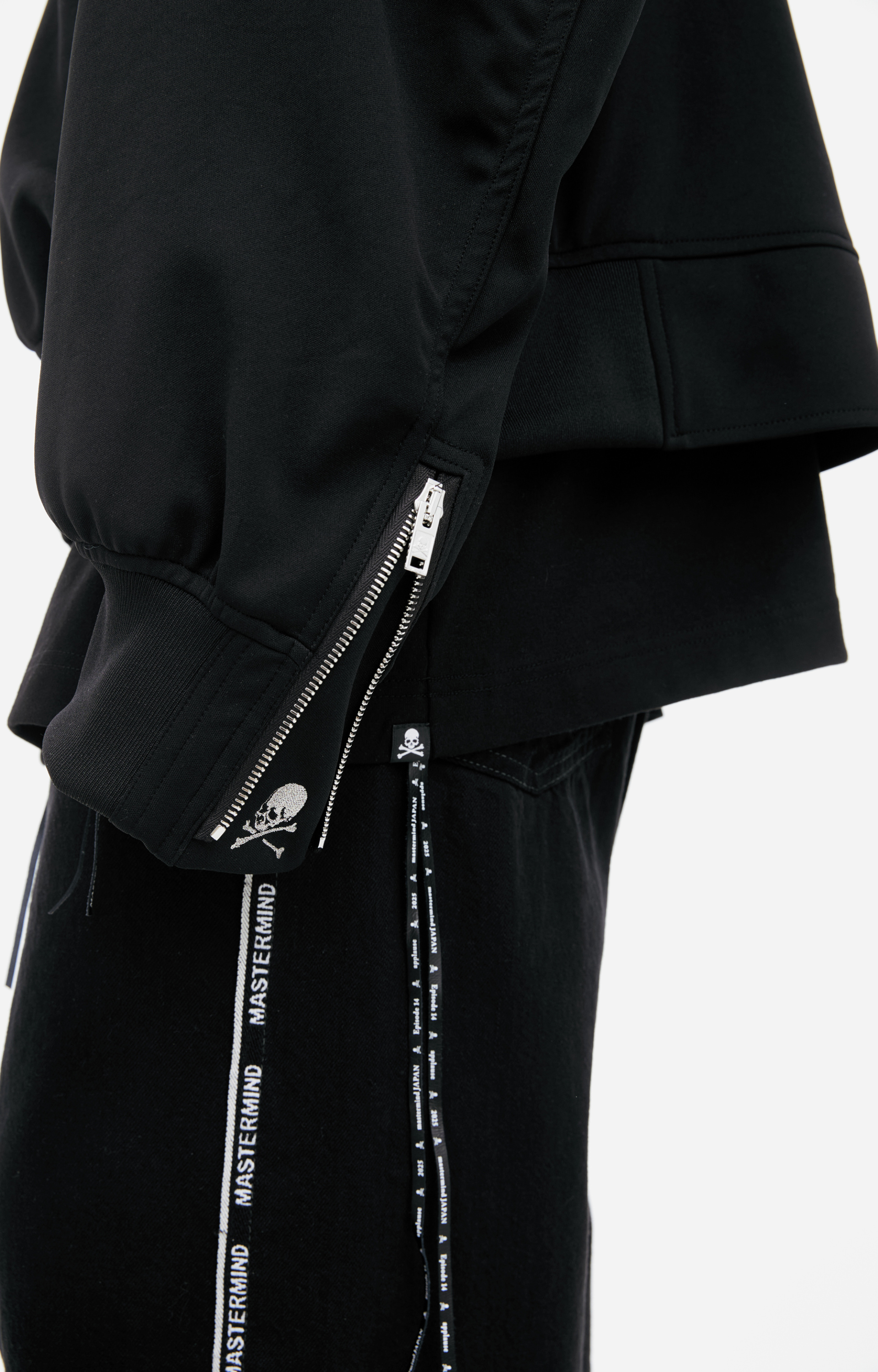 Mastermind WORLD Черный бомбер с логотипом
