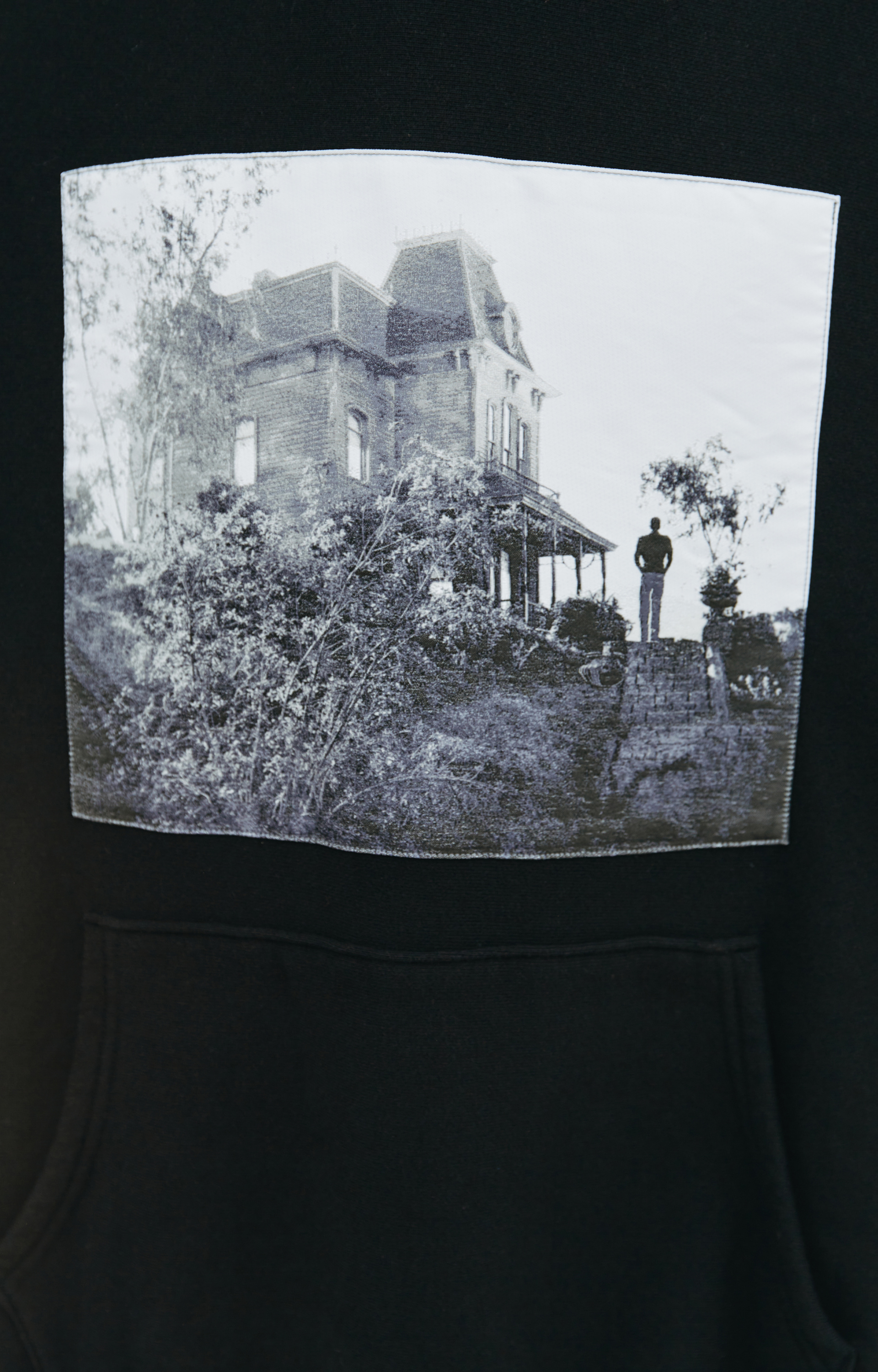 Undercover Черное худи с патчами