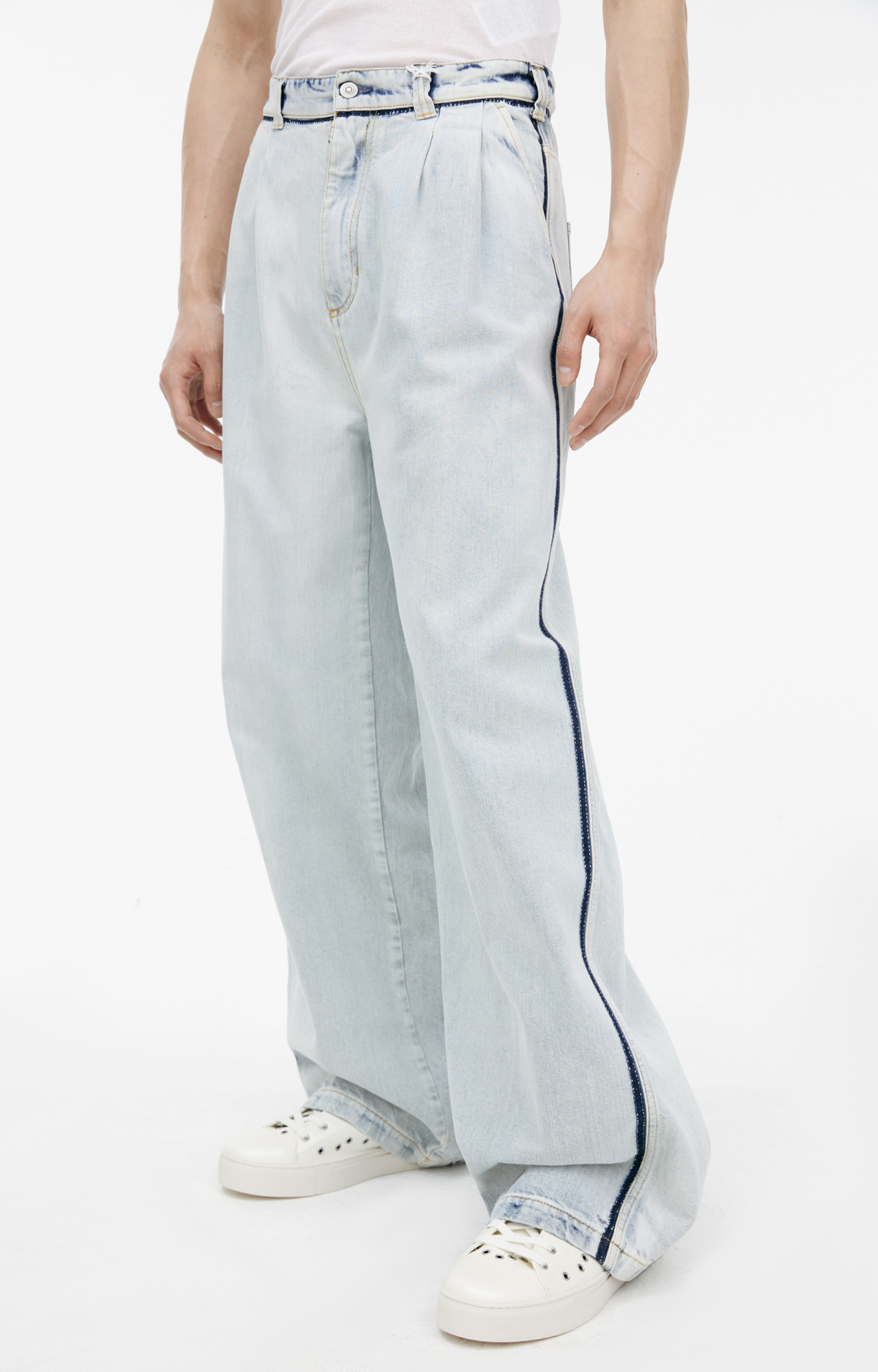 Maison Margiela Джинсы с контрастной строчкой