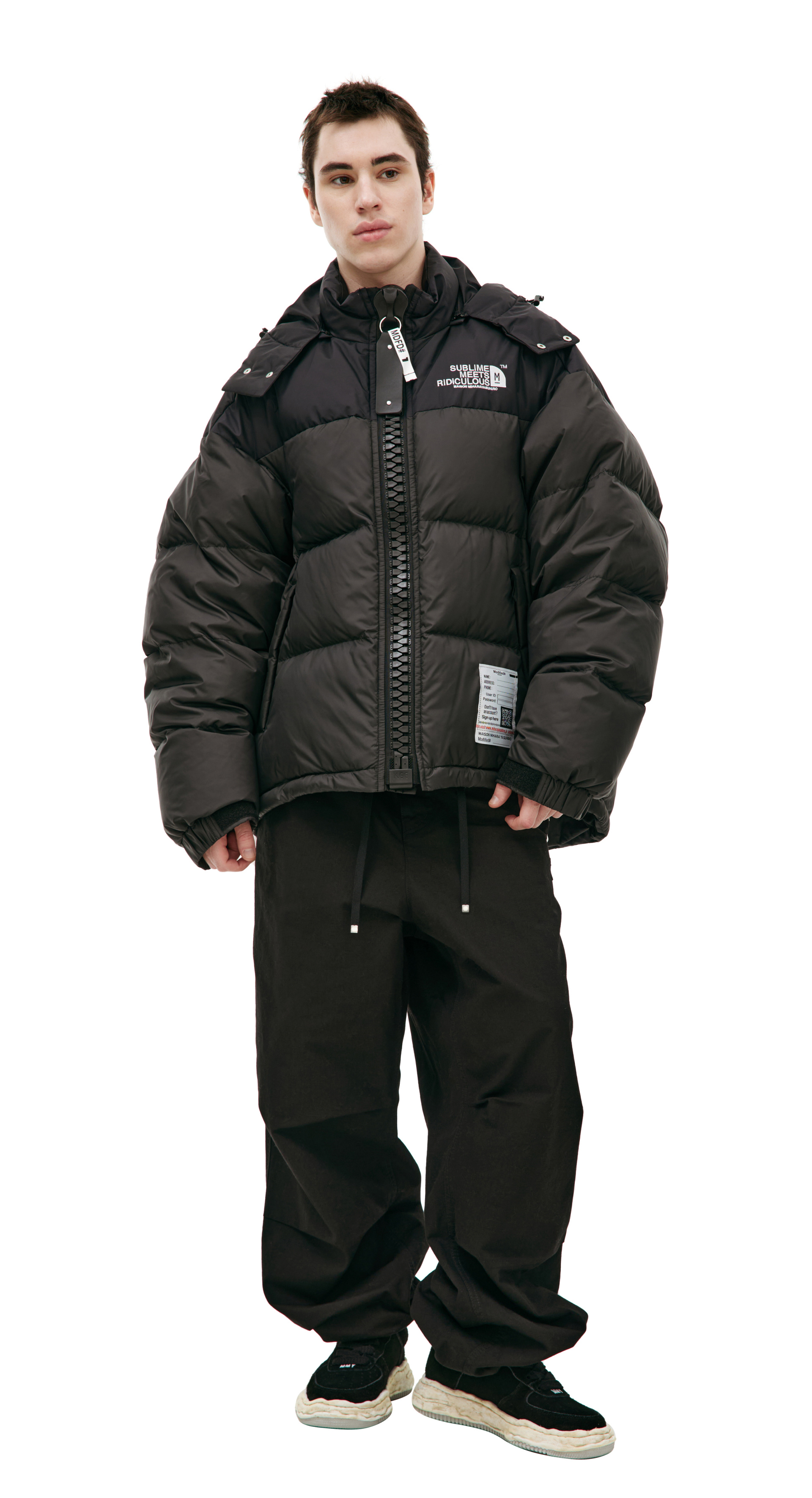 Maison Mihara Yasuhiro Пуховик с логотипом