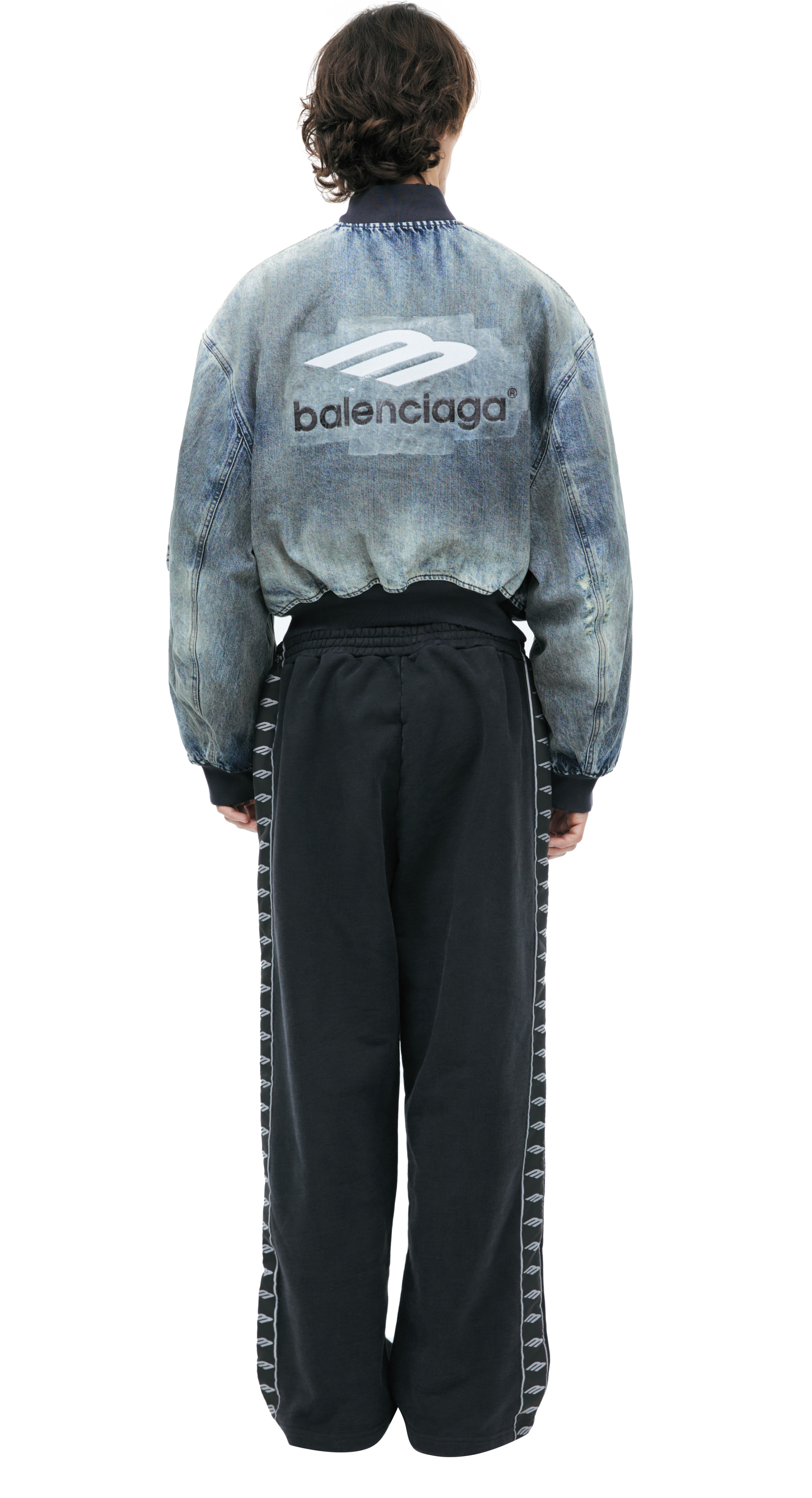 Balenciaga Джинсовый бомбер с эффектом загрязнения