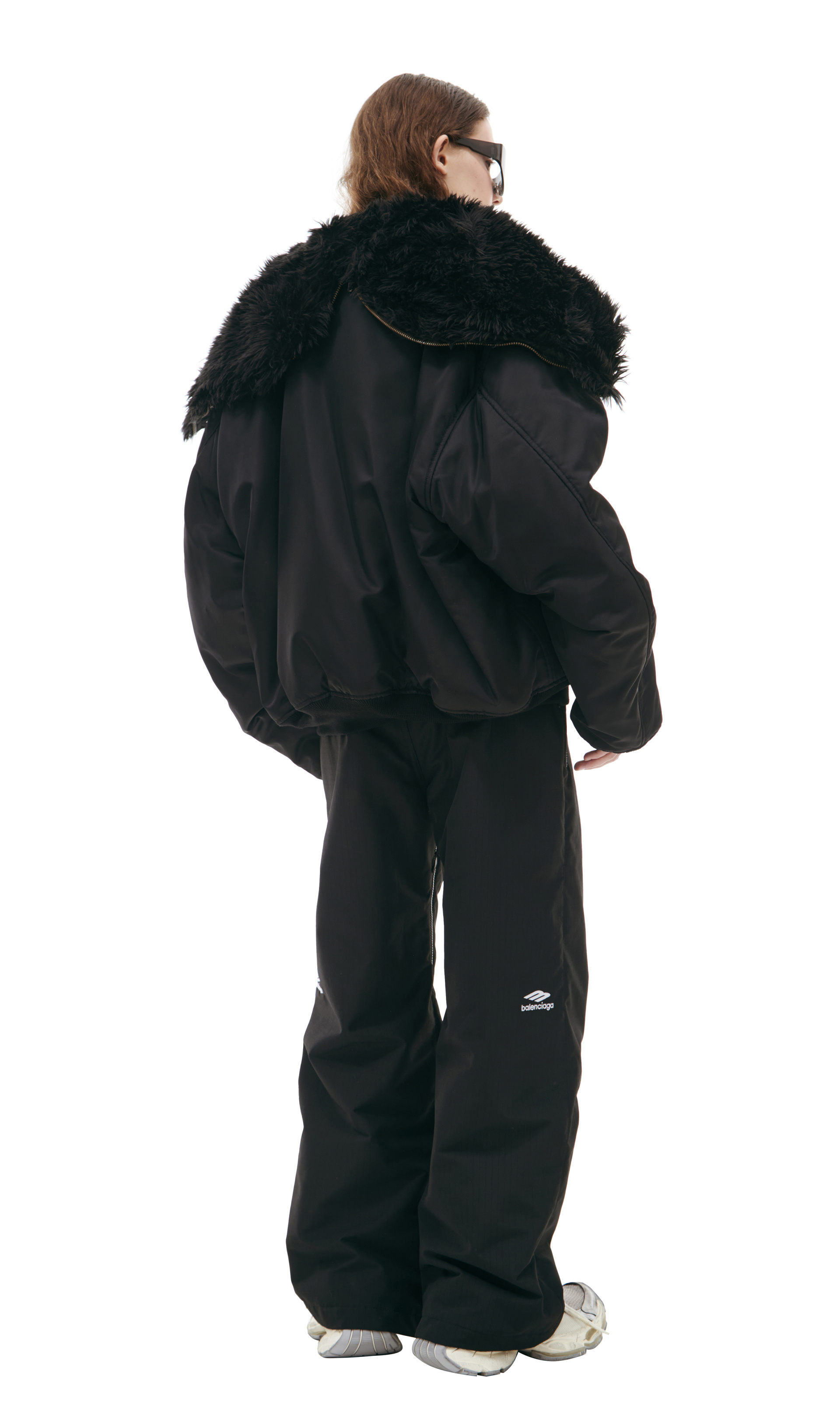 Balenciaga Бомбер с меховым воротом