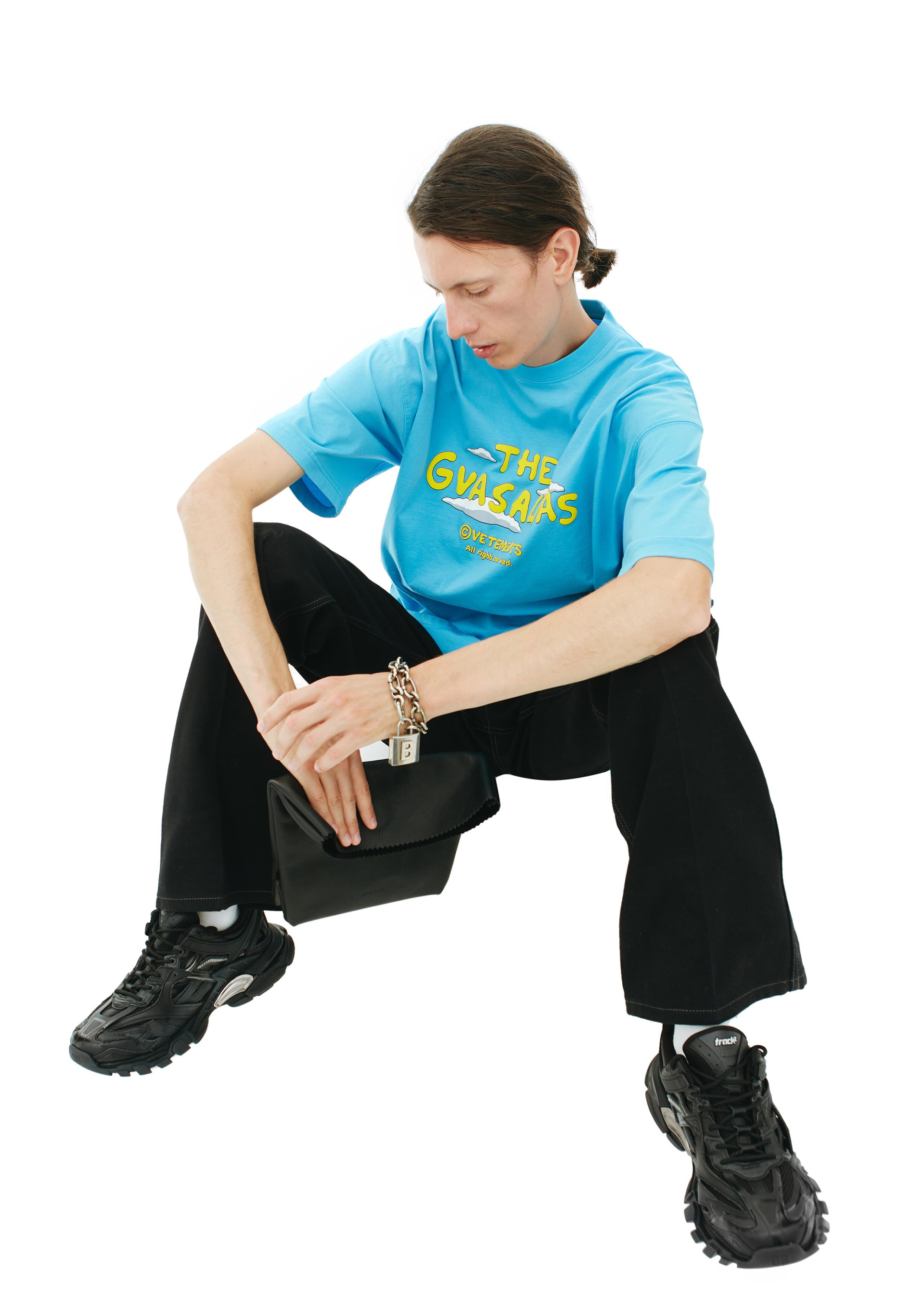 VETEMENTS Футболка с принтом \'The Gvasalias\'