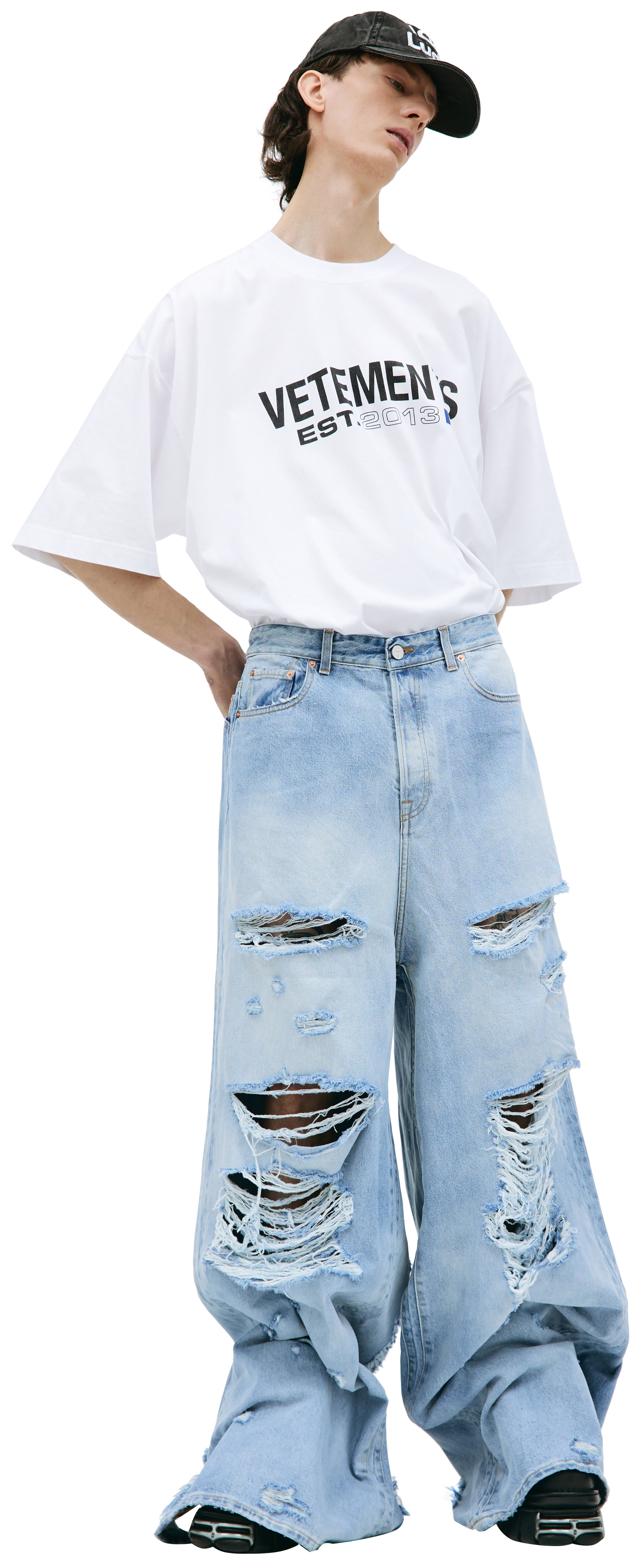 VETEMENTS Широкие раваные джинсы