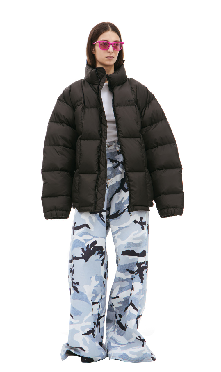 VETEMENTS Пуховик