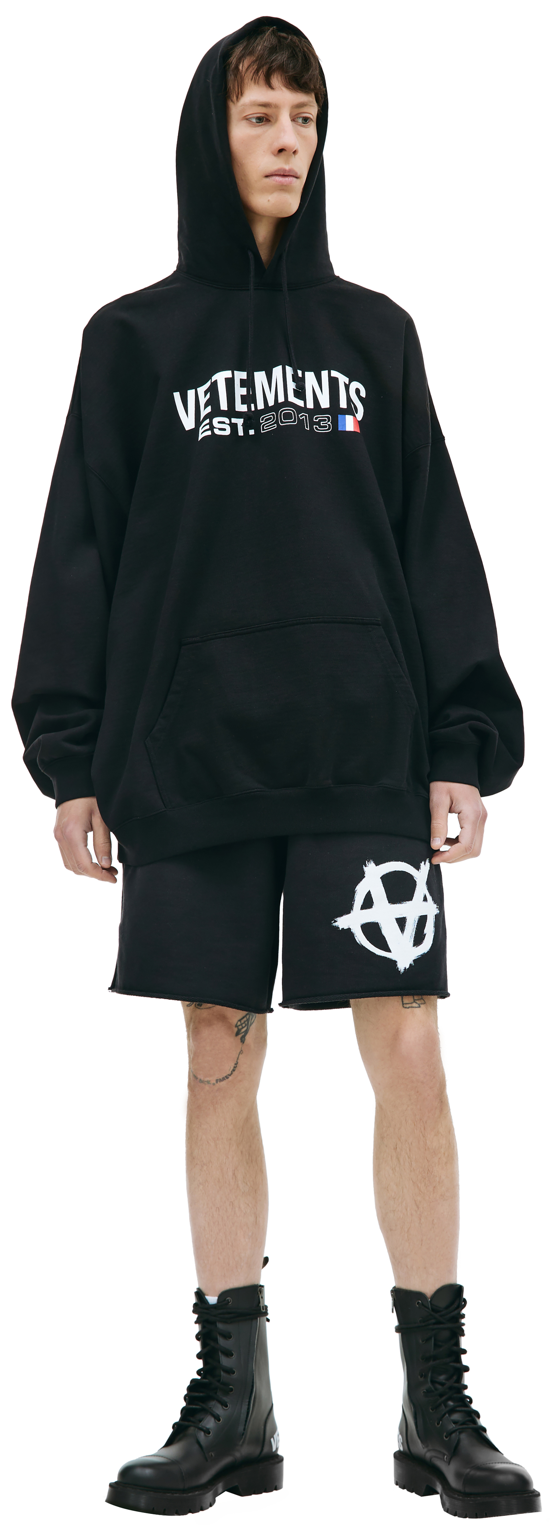VETEMENTS Оверсайз худи с принтом