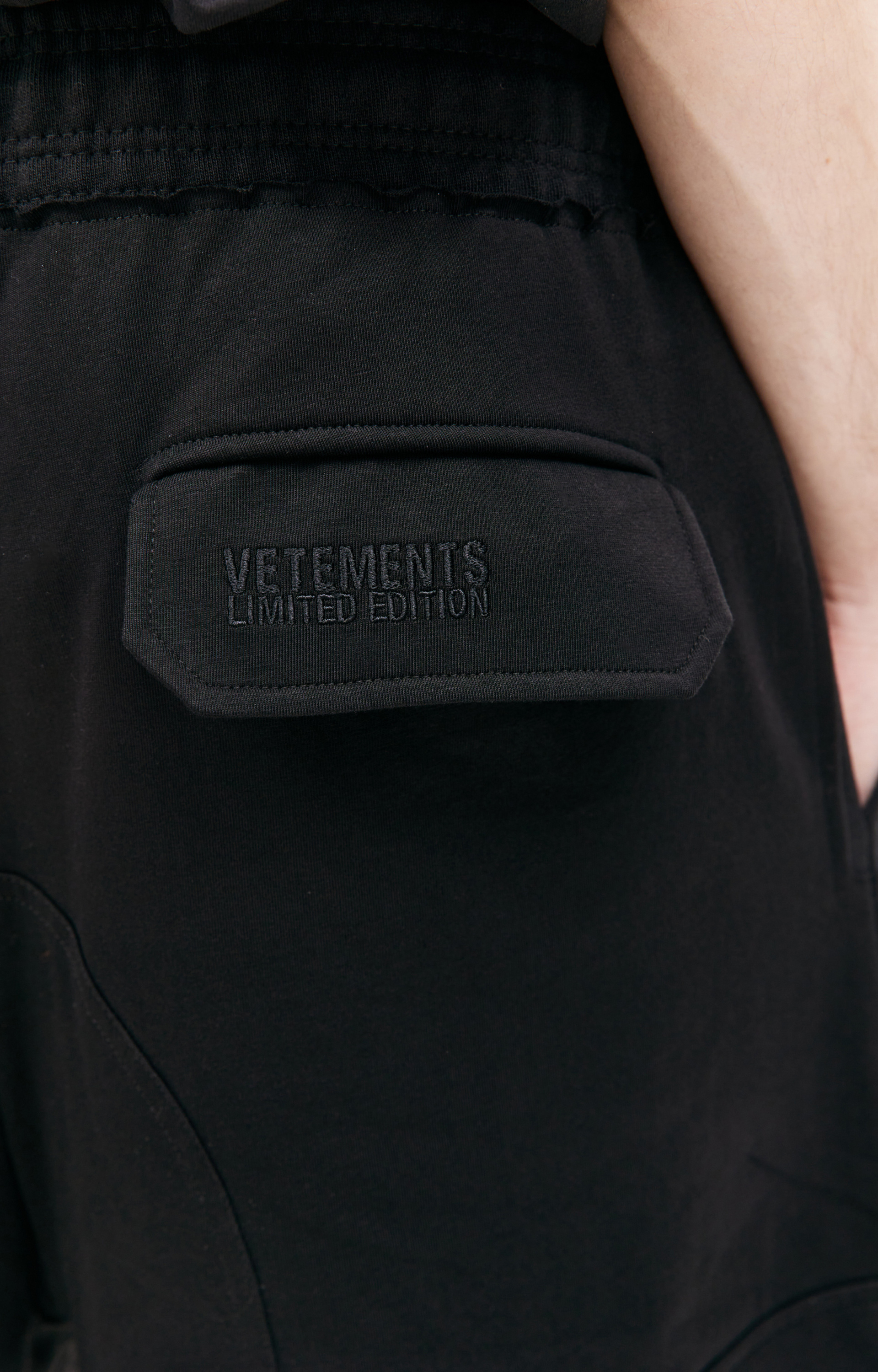 VETEMENTS Прямые брюки-карго