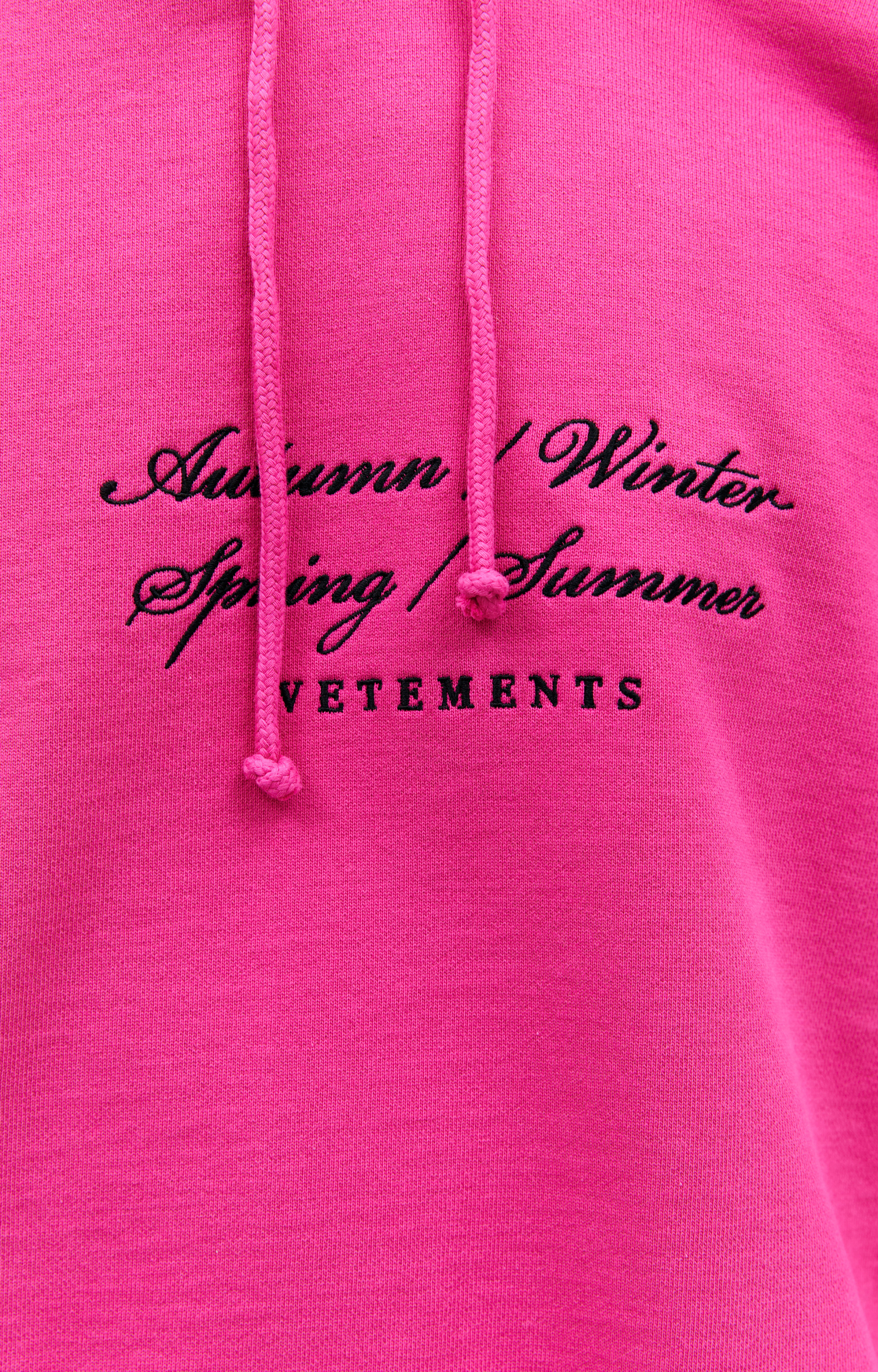 VETEMENTS Оверсайз худи с рваным плечом