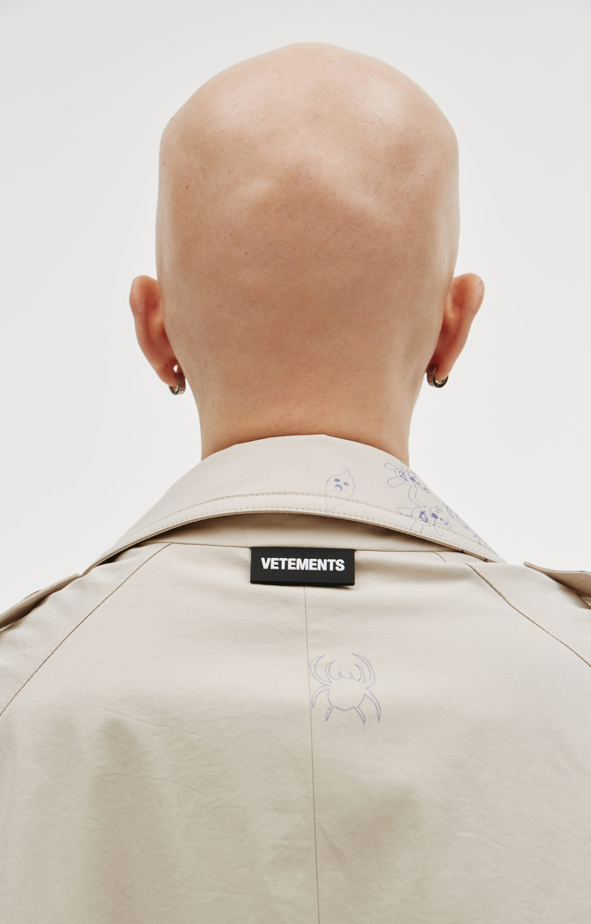 VETEMENTS Тренч Scribbled из хлопка