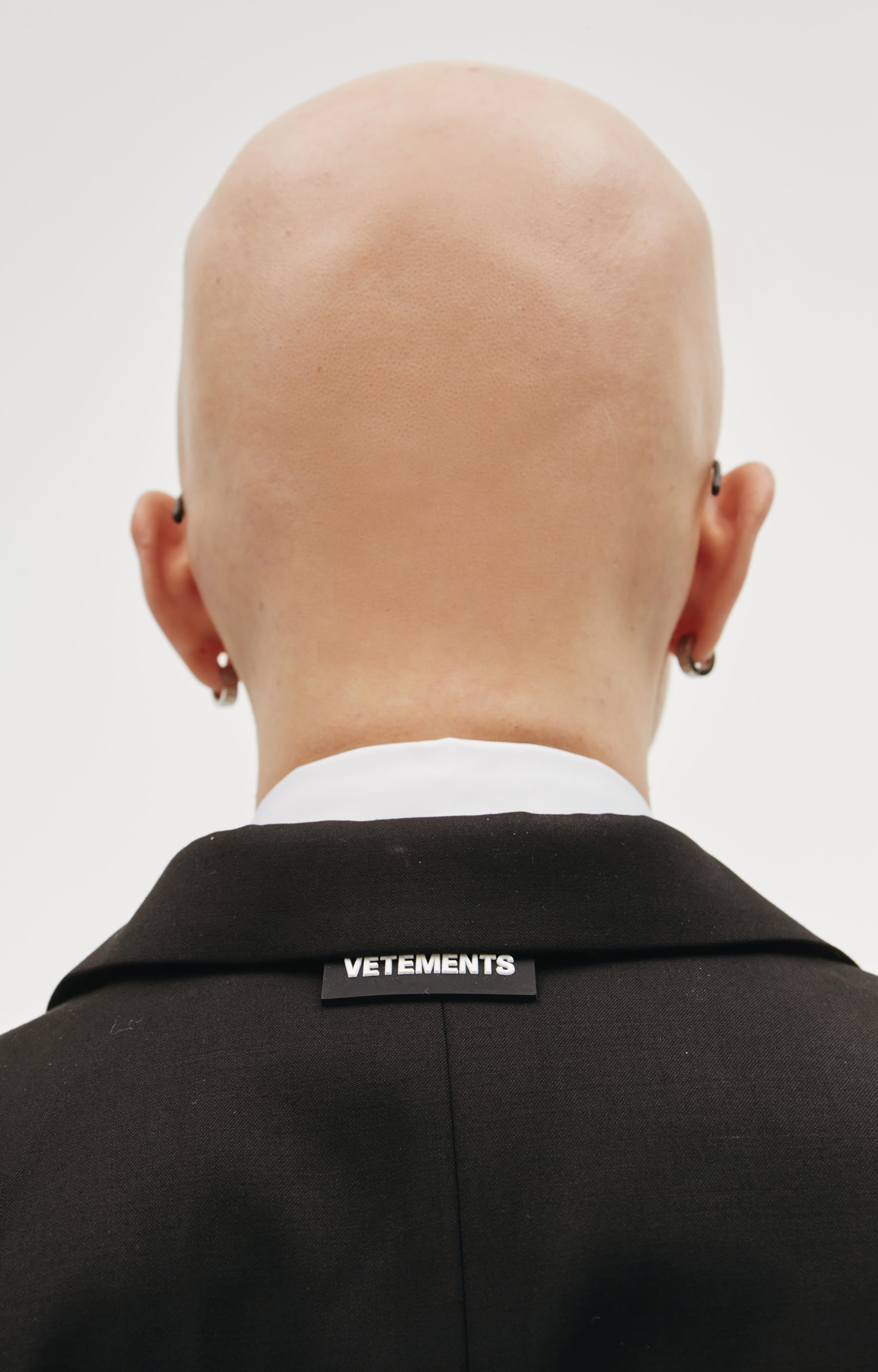 VETEMENTS Черный пиджак без рукавов