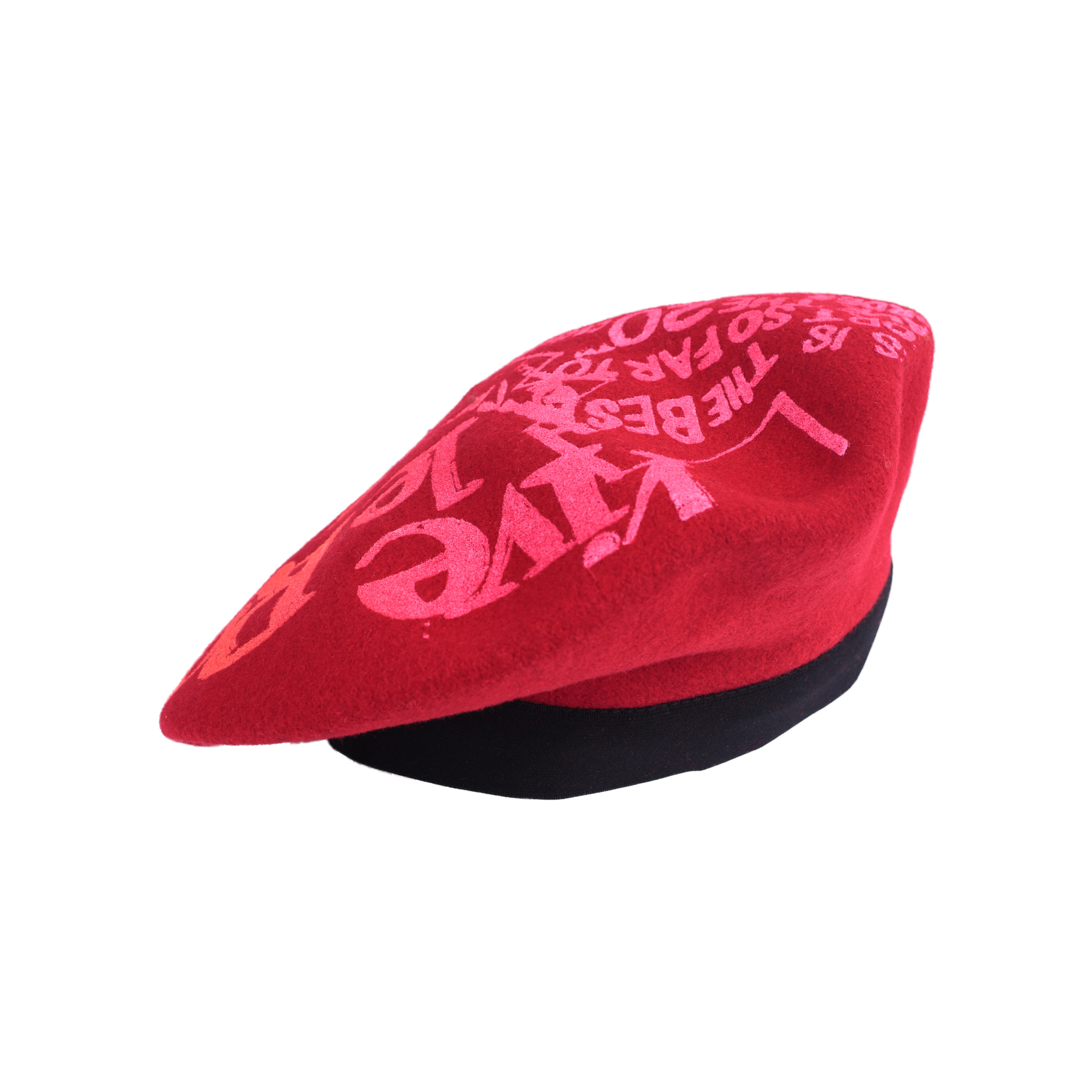 99% IS Красный берет c принтом