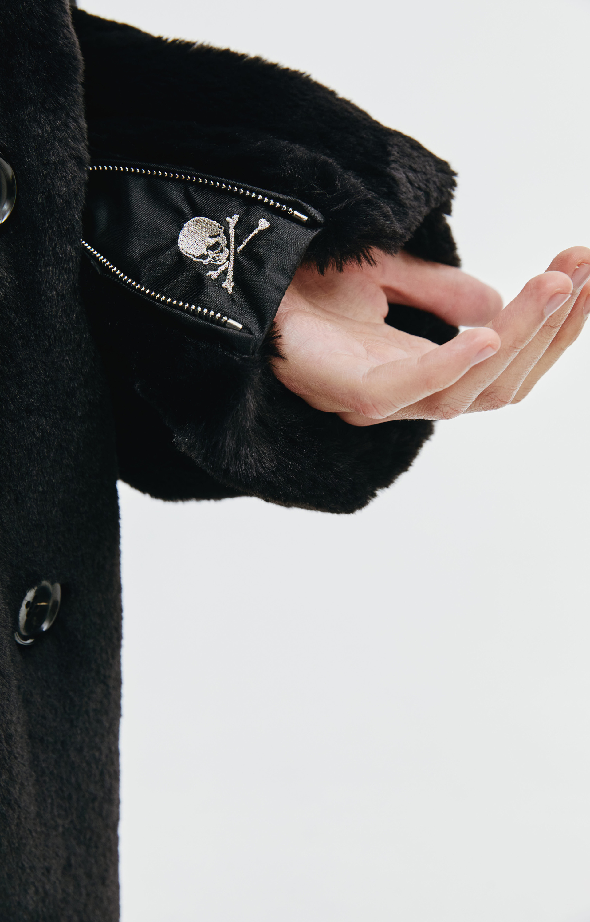 Mastermind WORLD Шуба из искусственного меха