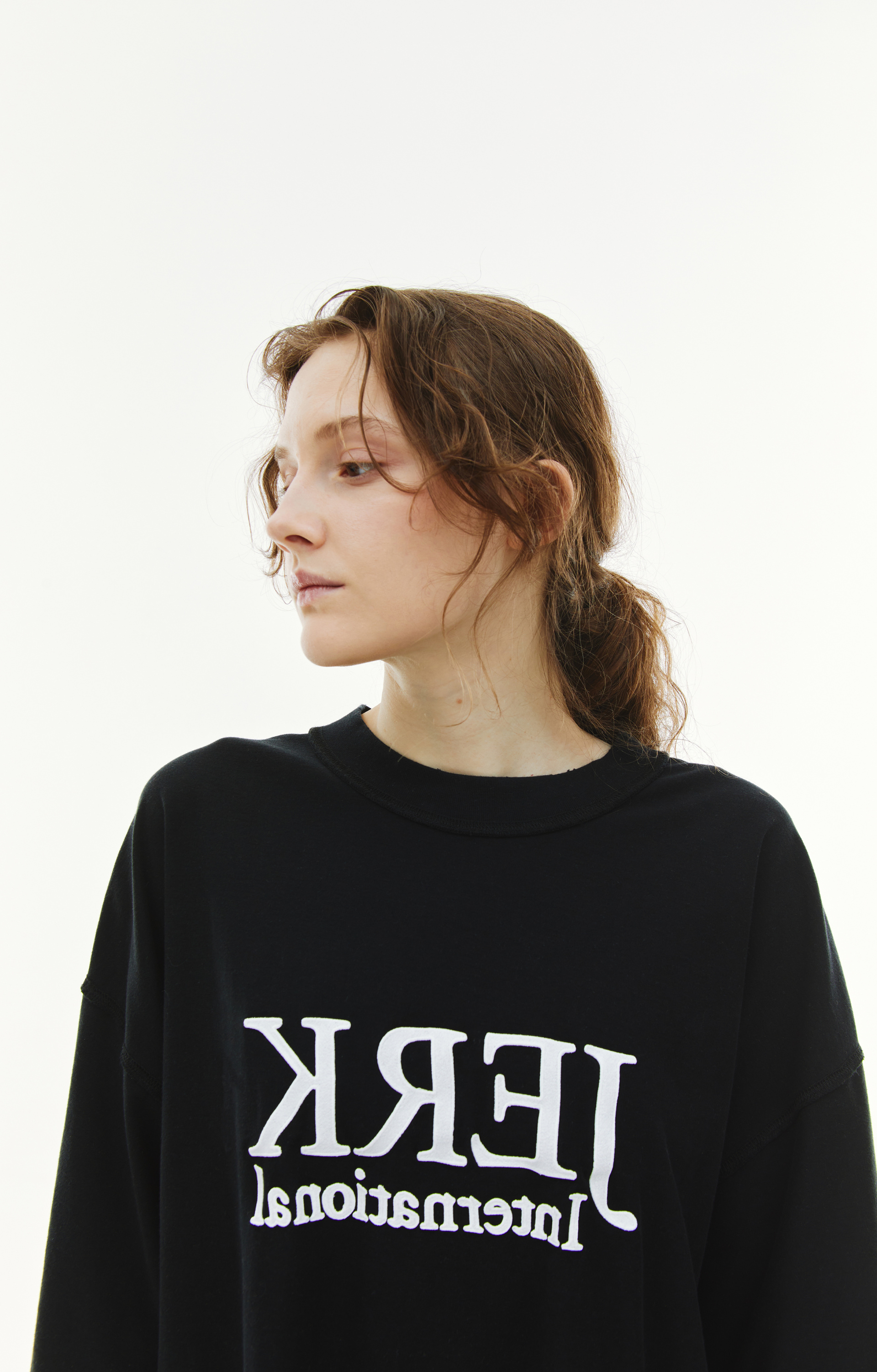 VETEMENTS Рваная футболка JERK