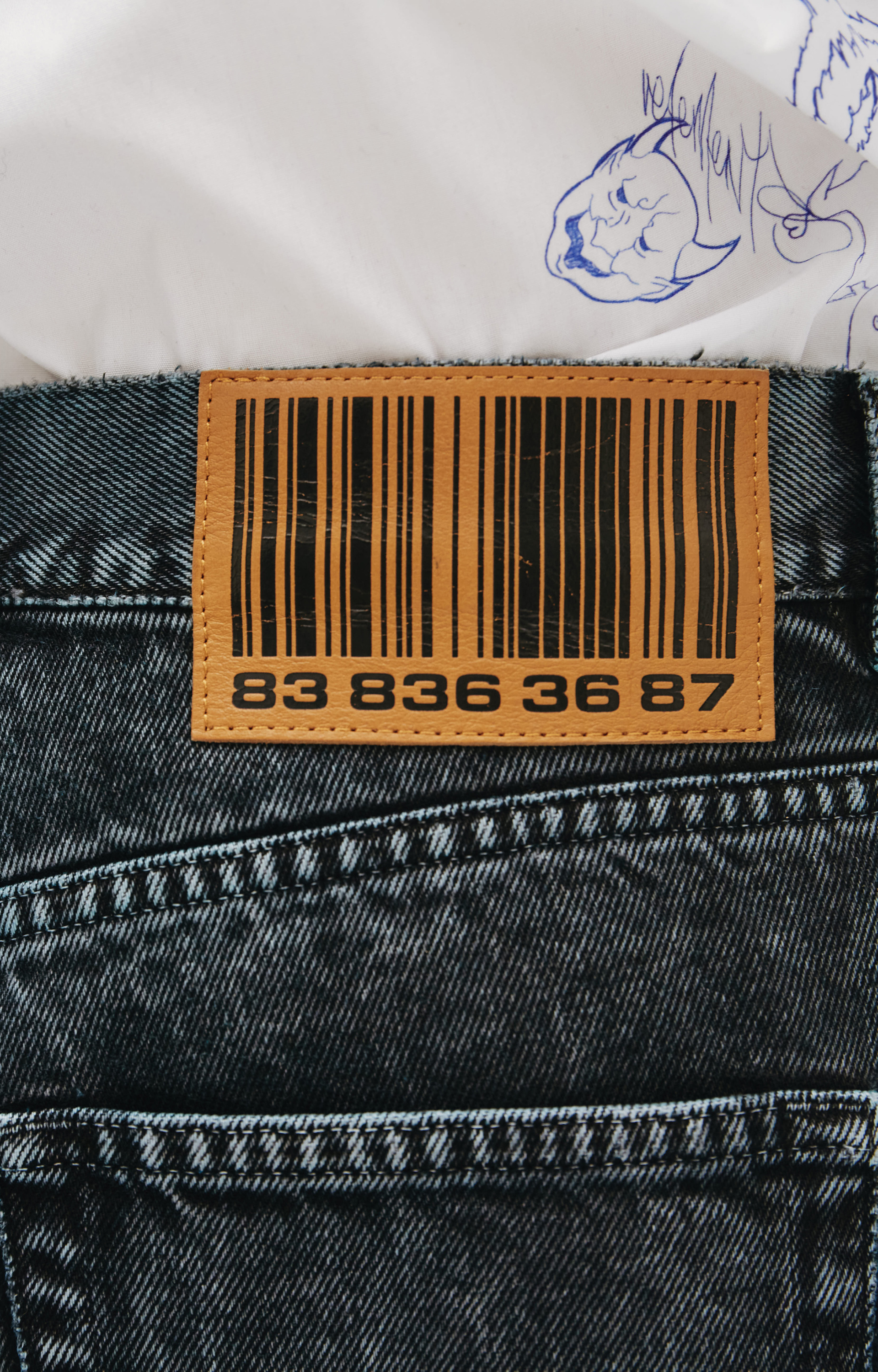 VTMNTS Широкие джинсы с выстиранным эффектом