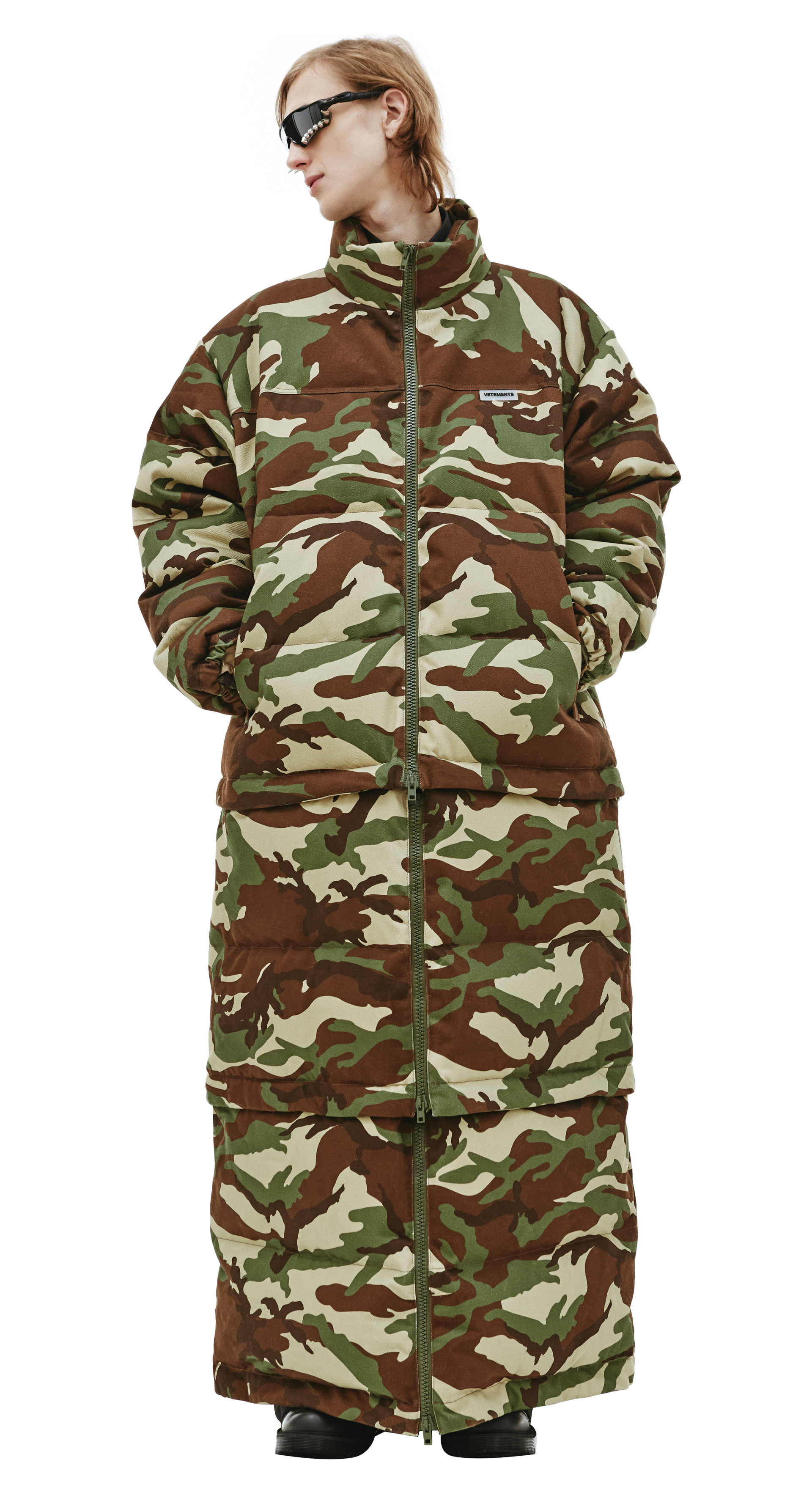 VETEMENTS Пуховик