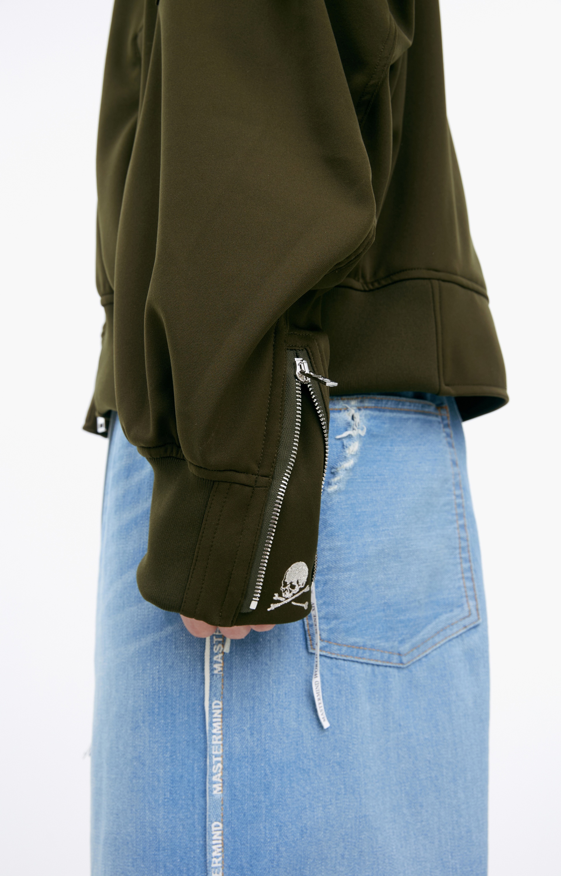 Mastermind WORLD Оверсайз бомбер с логотипом