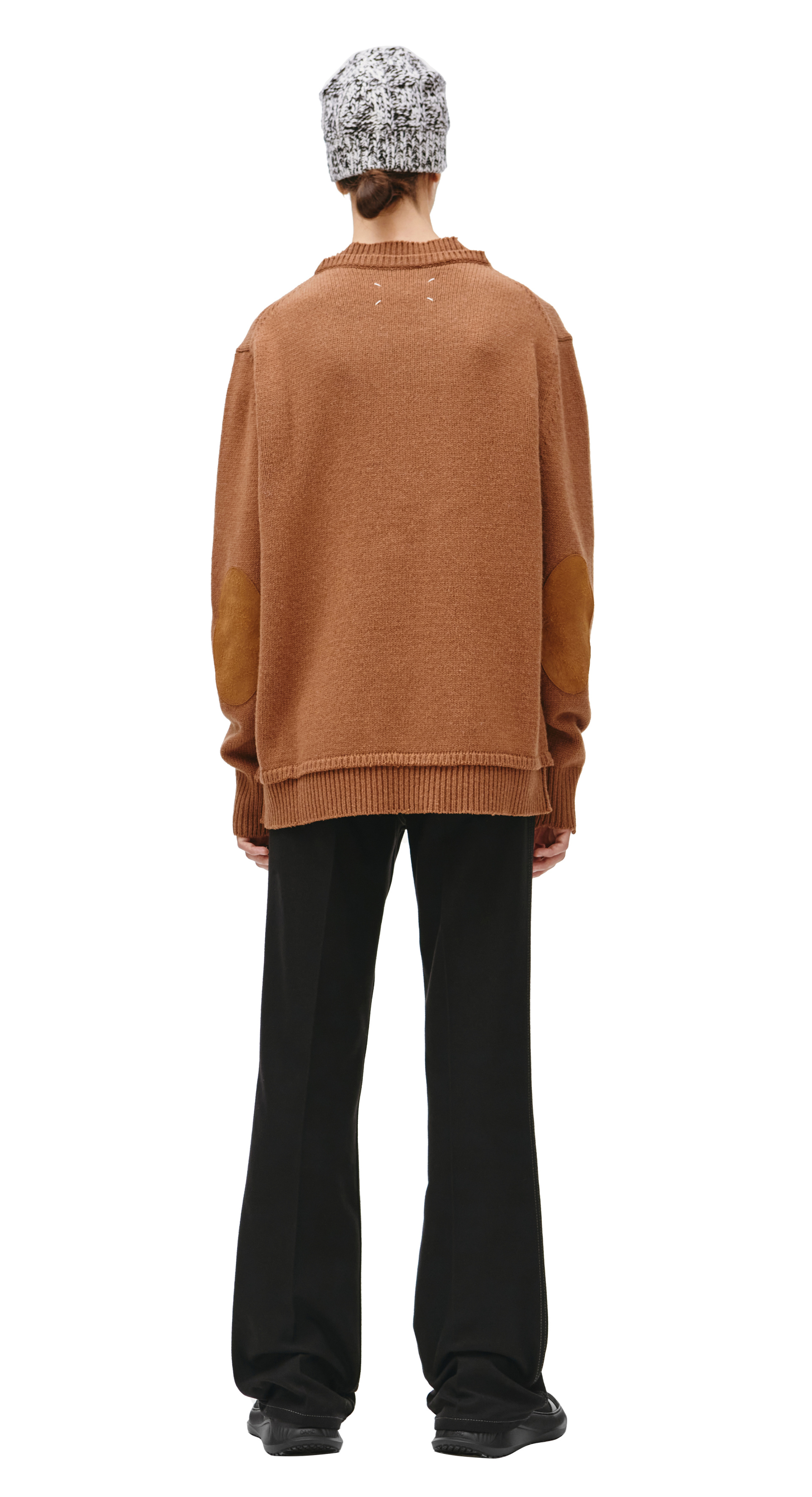 Maison Margiela Коричневый свитер с нашивками