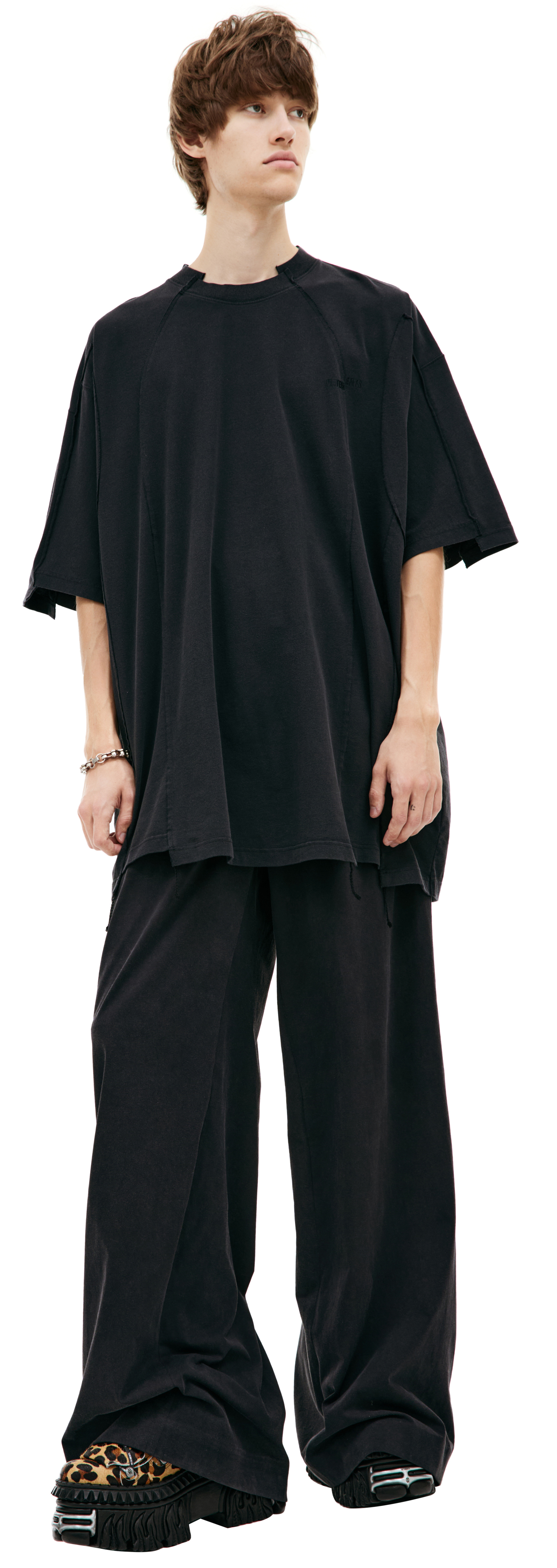 VETEMENTS Оверсайз футболка с логотипом