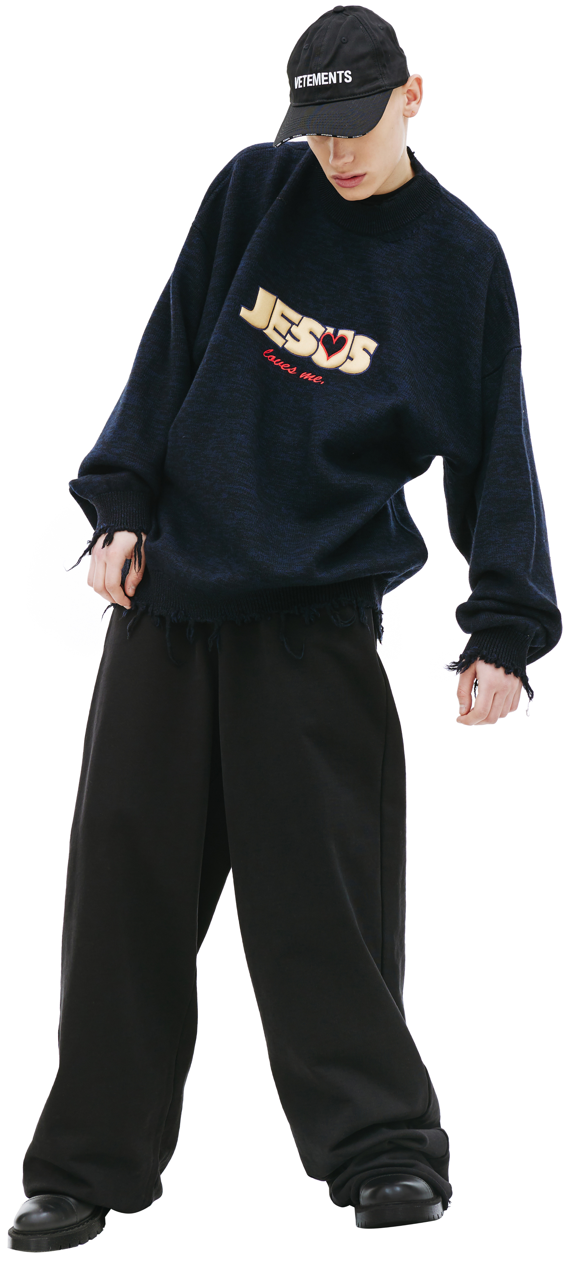 VETEMENTS Шерстяной свитер  \'Jesus Loves Me\'