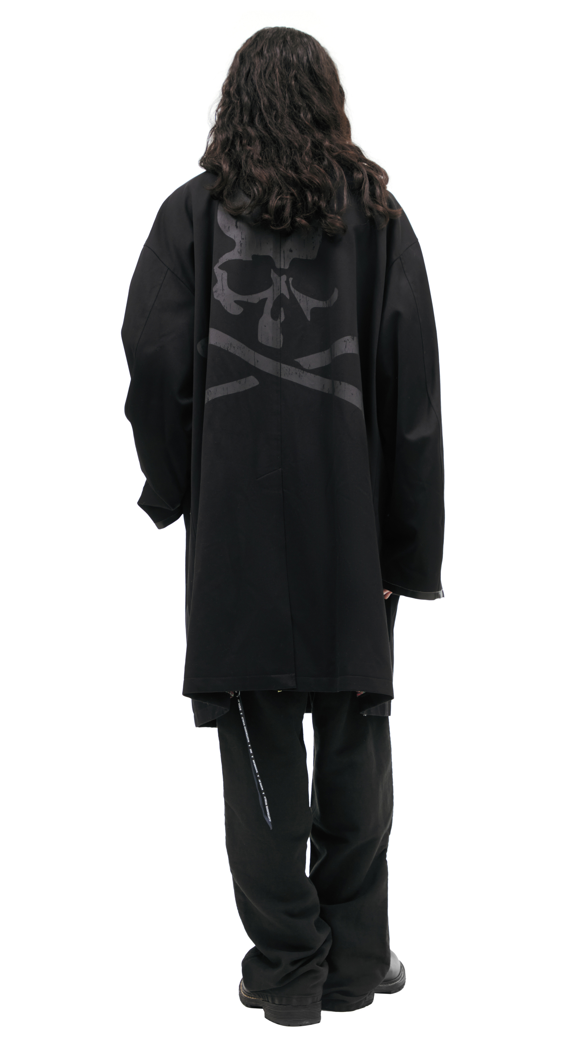 Mastermind WORLD Черное пальто с логотипом