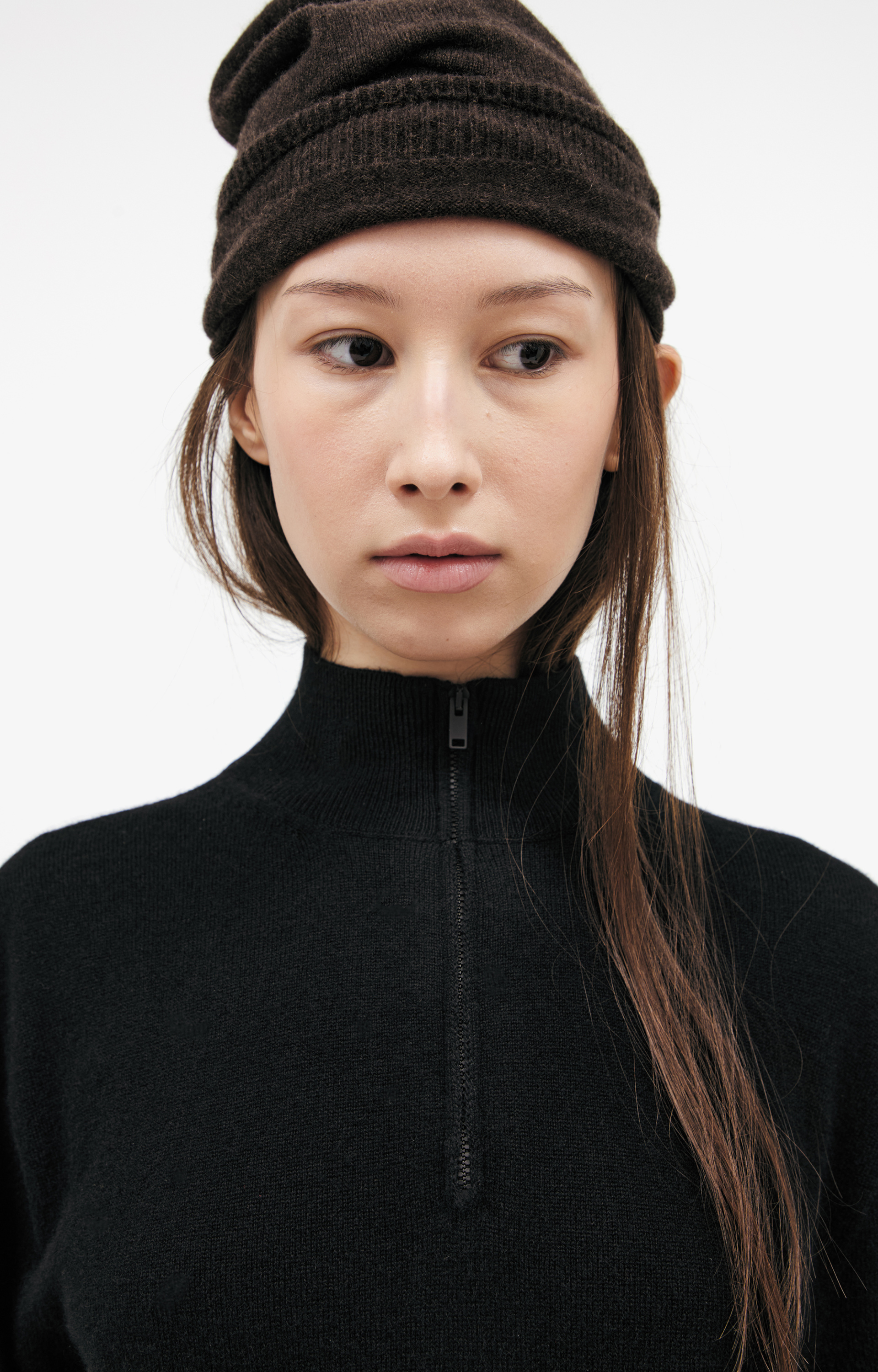 The Row Черный свитер из кашемира