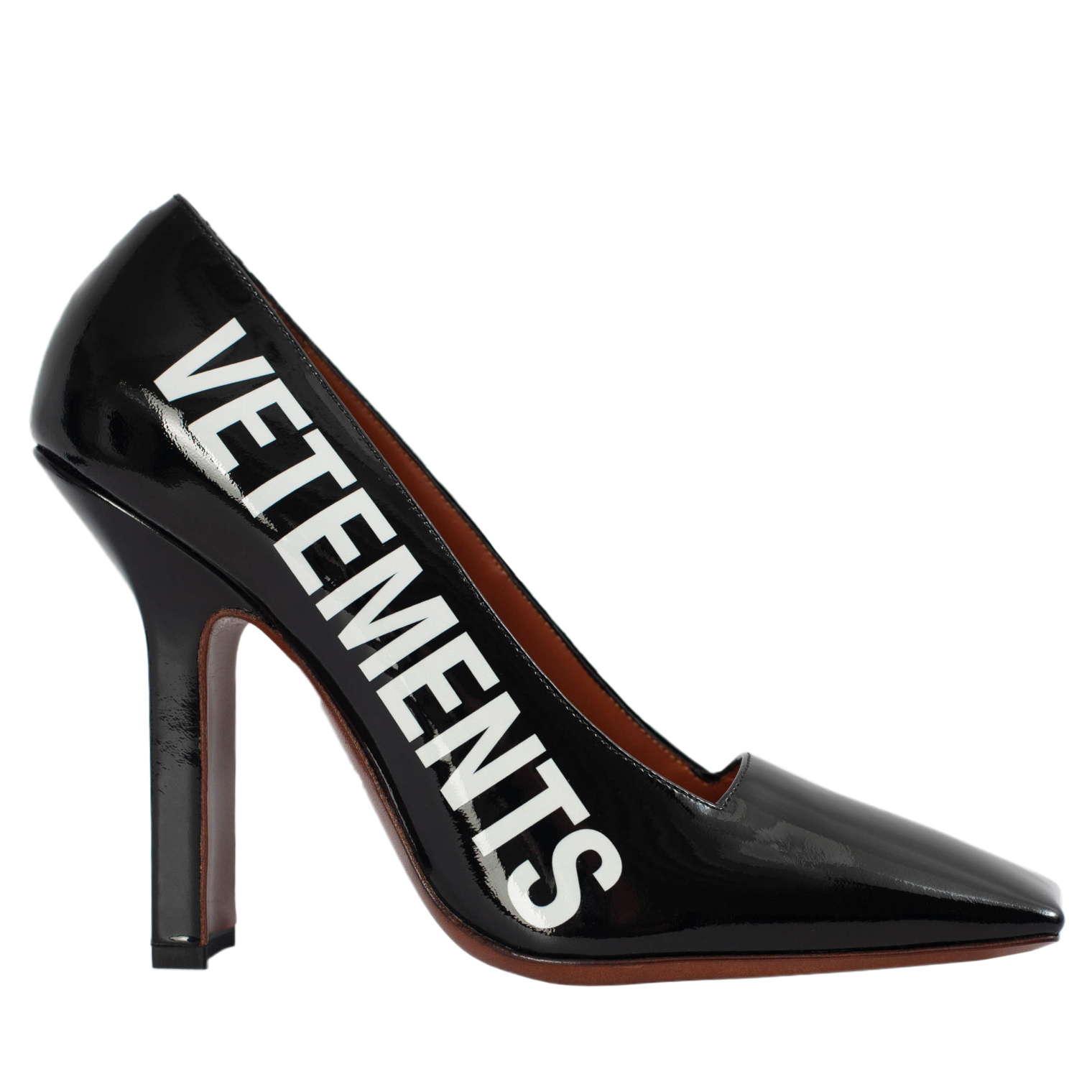 VETEMENTS Лакированные туфли с логотипом