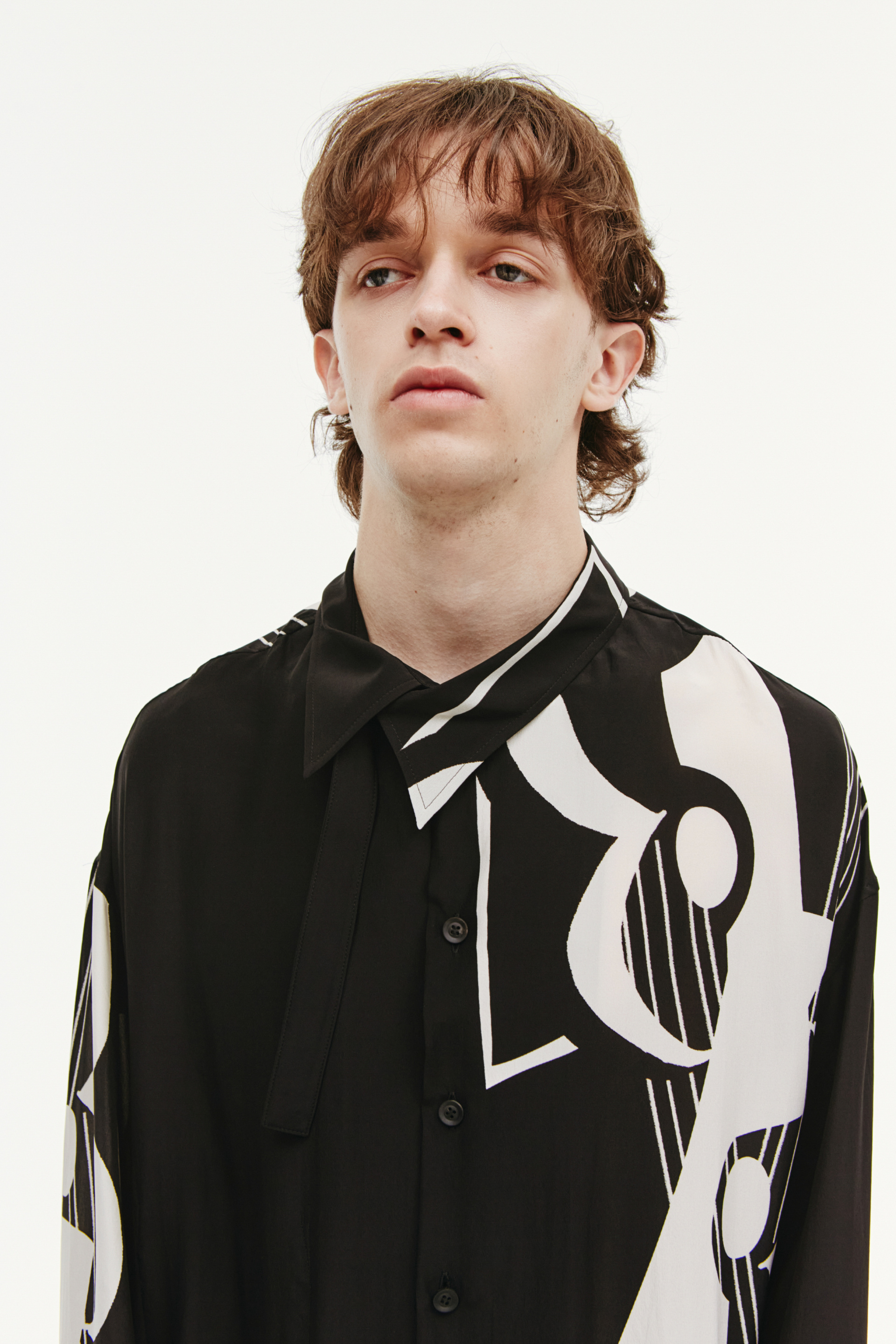 Yohji Yamamoto Шелковая рубашка с принтом Гитары