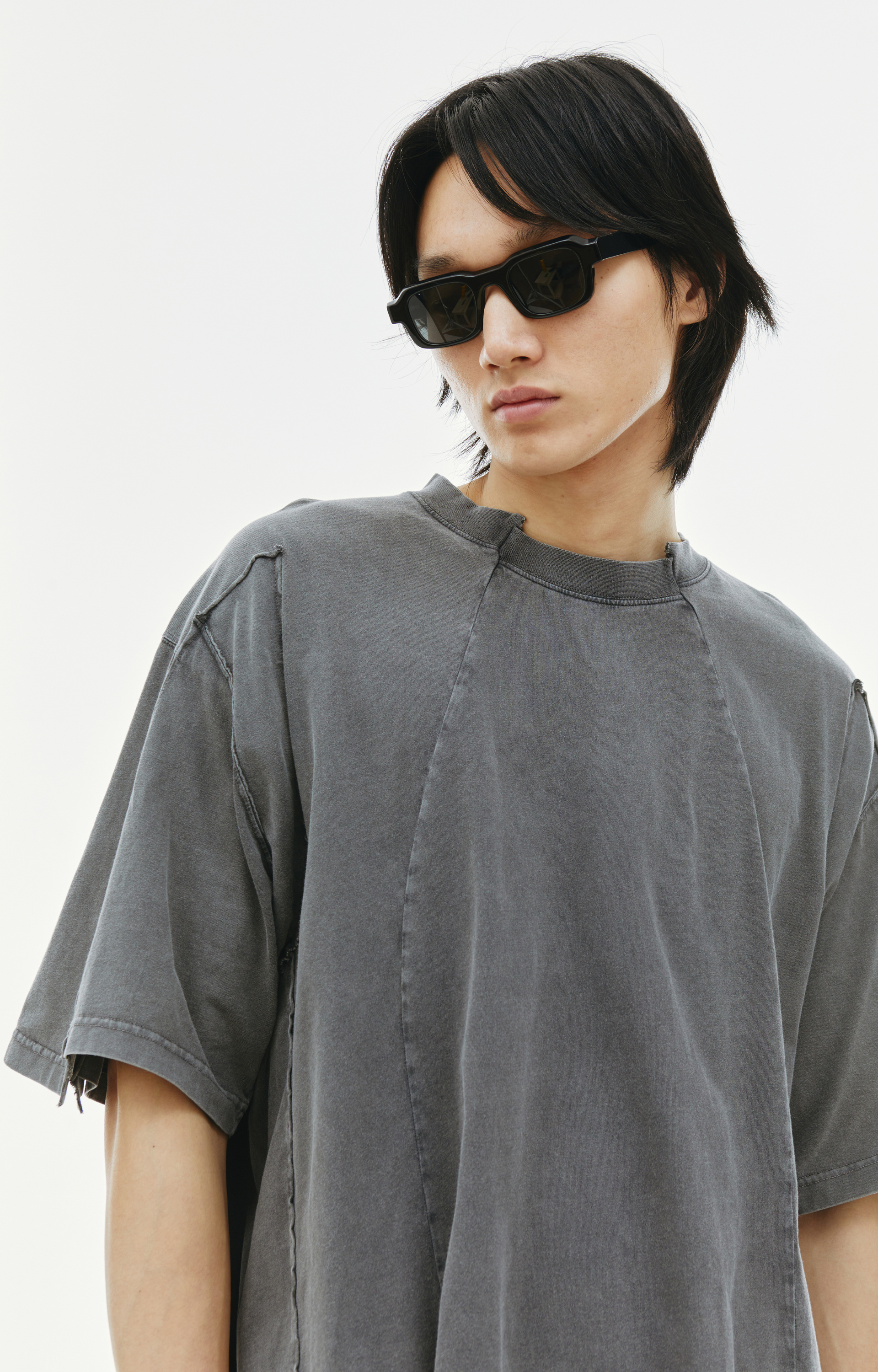 VETEMENTS Оверсайз футболка с выстиранным эффектом