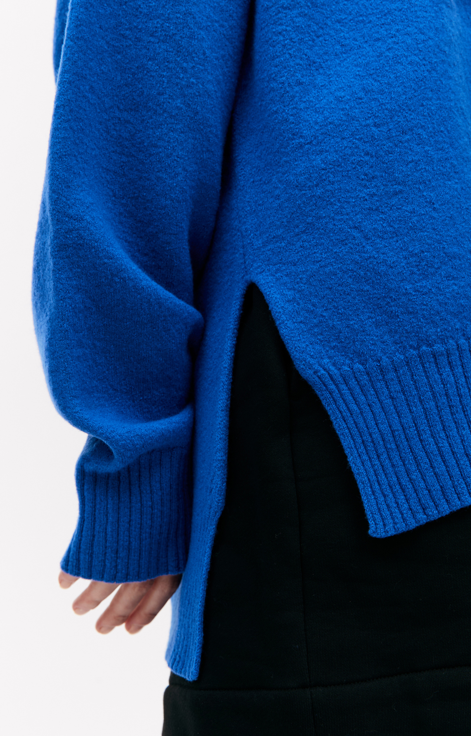 Jil Sander Шерстяной свитер с разрезами