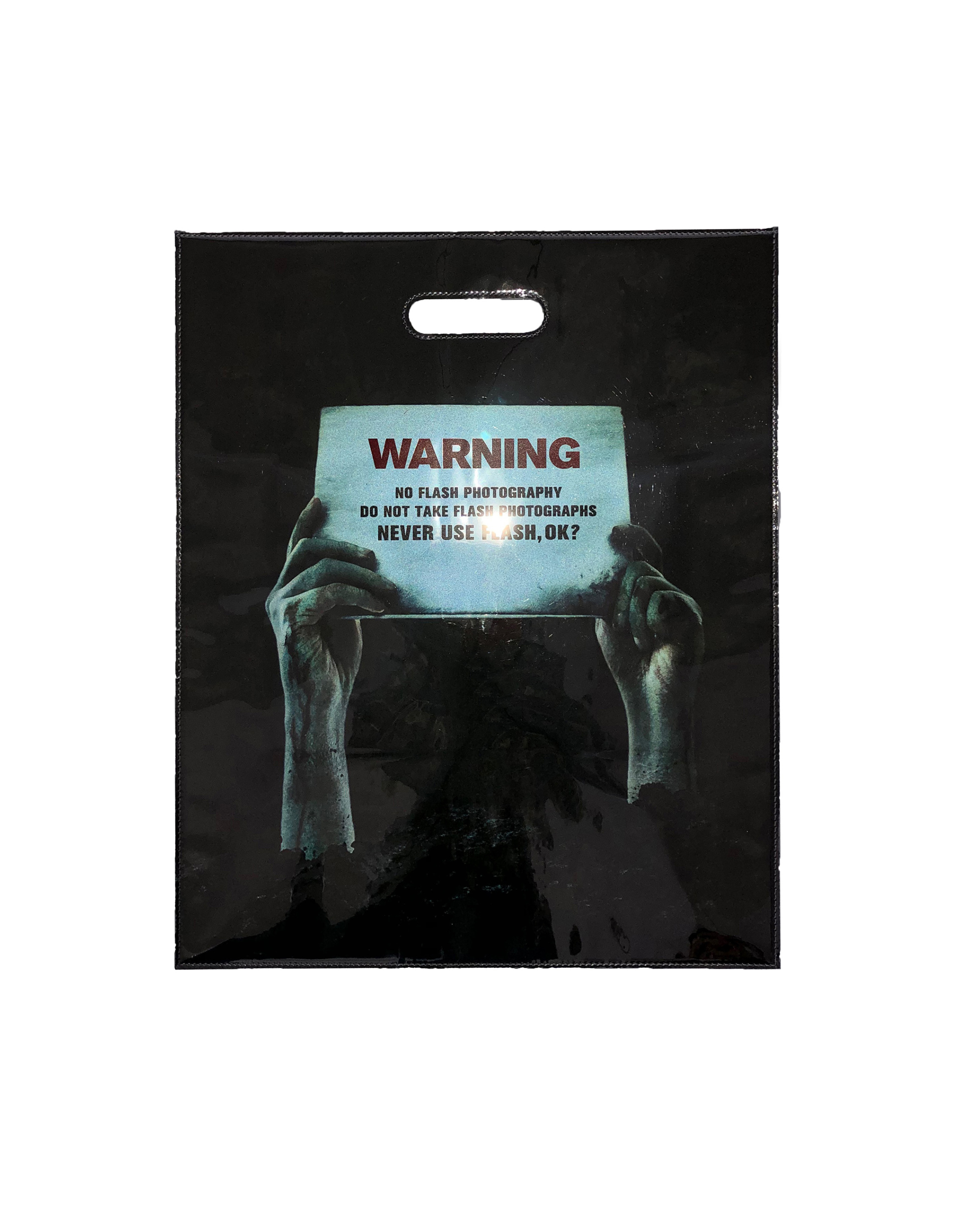 Doublet Cеребристая кожаная сумка Never Use Flash