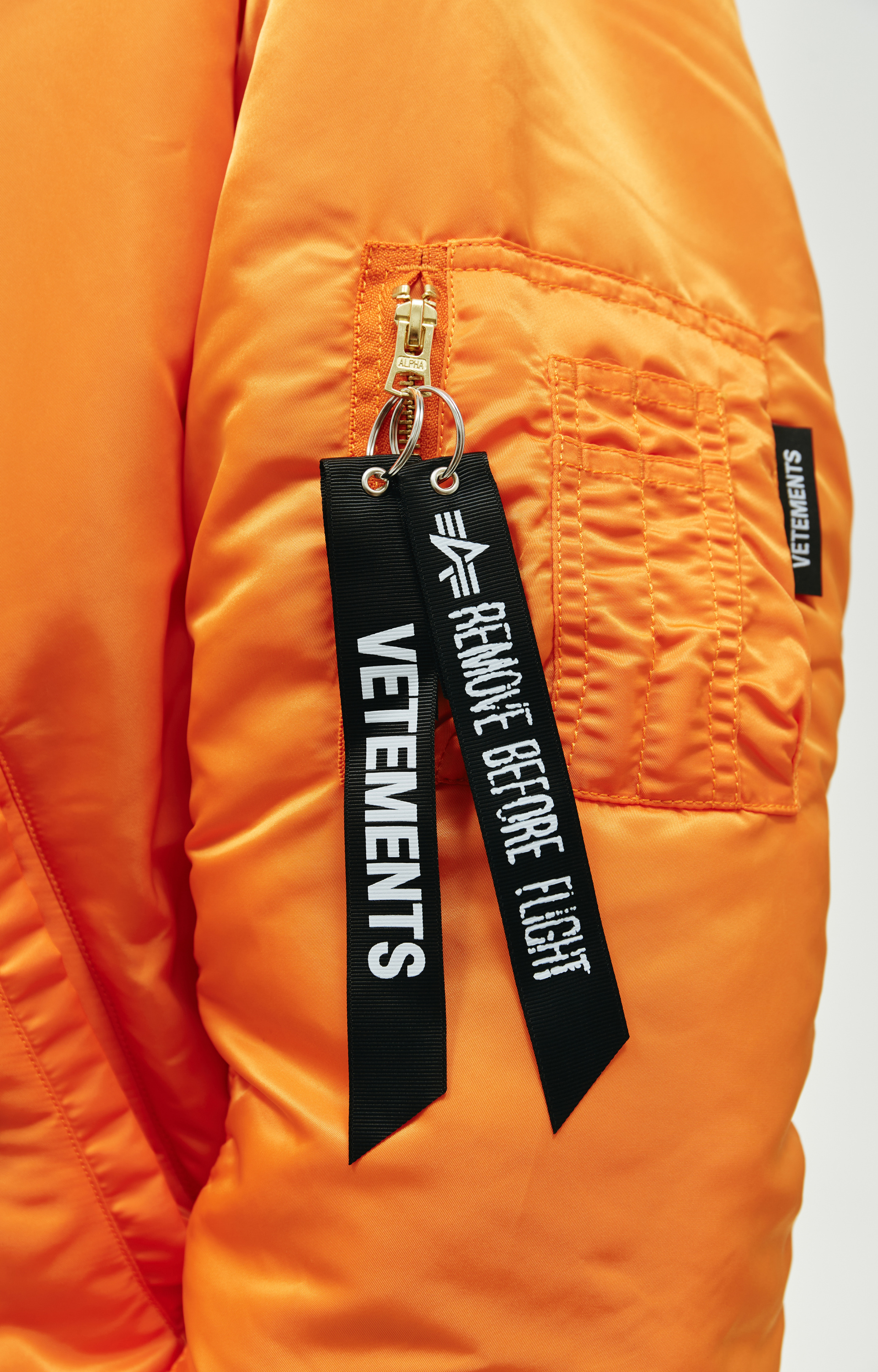 VETEMENTS Двусторонний бомбер VETEMENTS X ALPHA INDUSTRIES