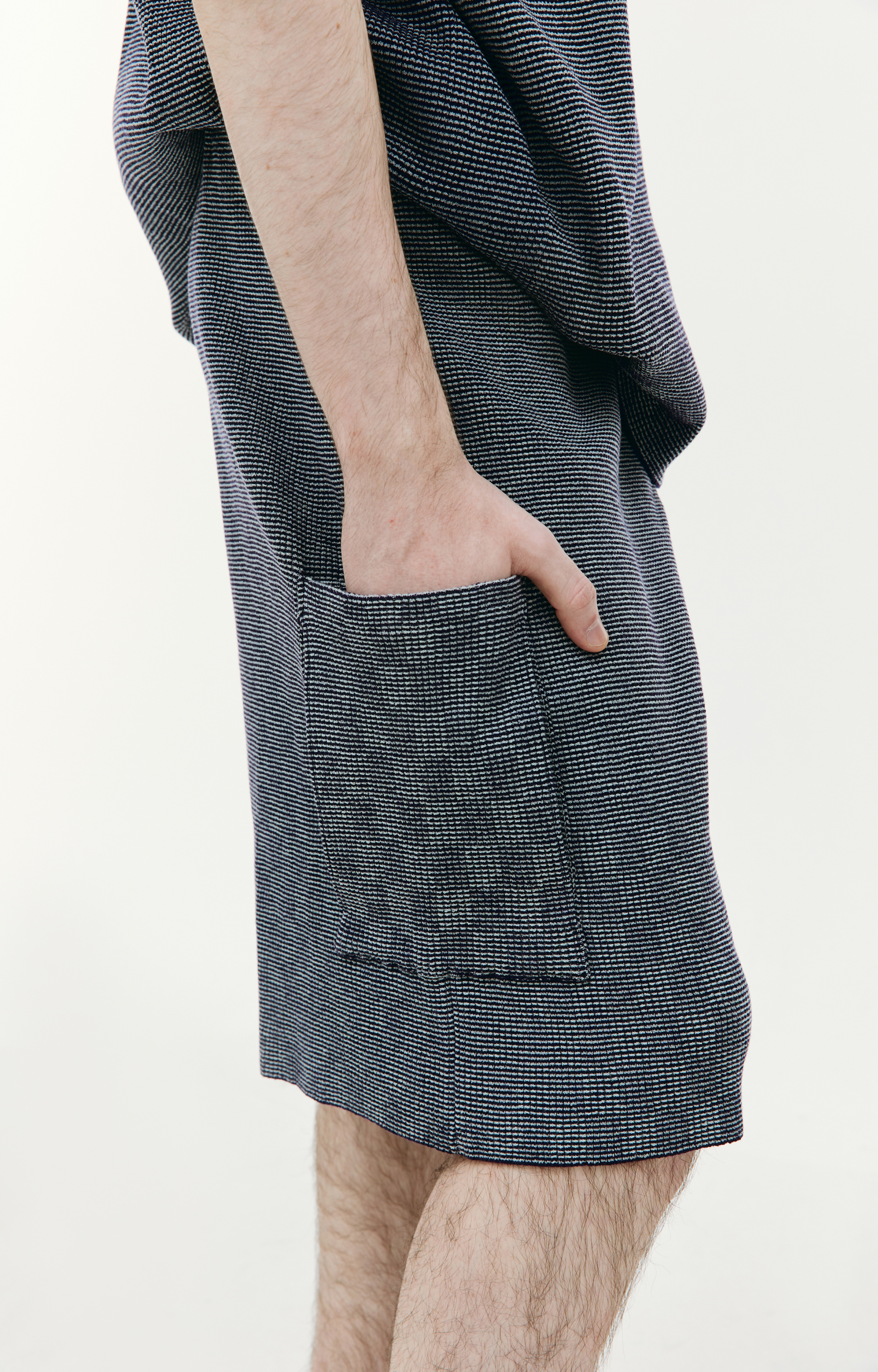 Isa Boulder Широкие шорты с накладными карманами