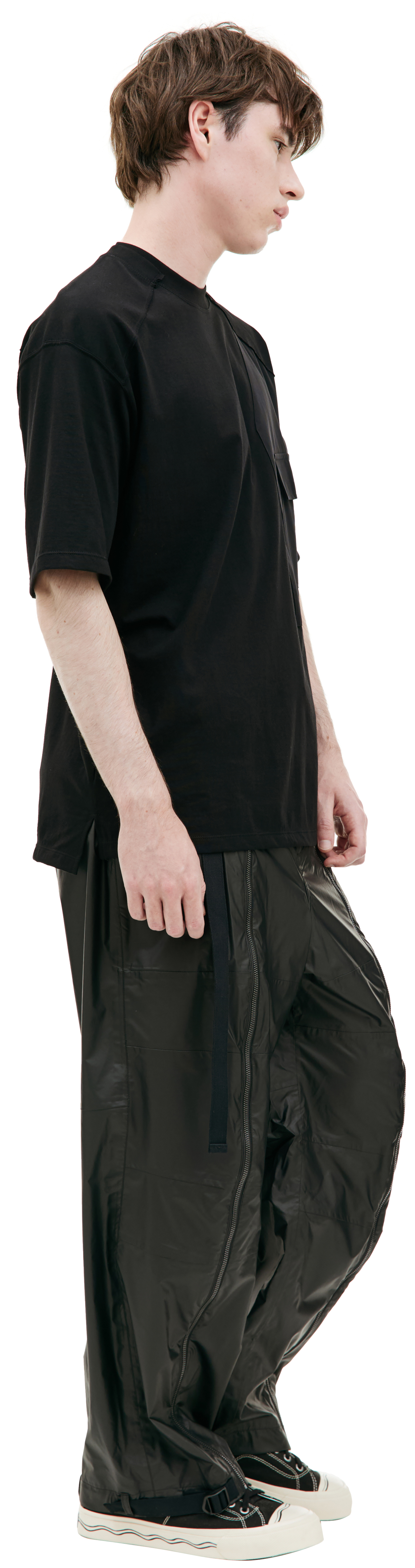 The Viridi-Anne Черная футболка с накладным карманом