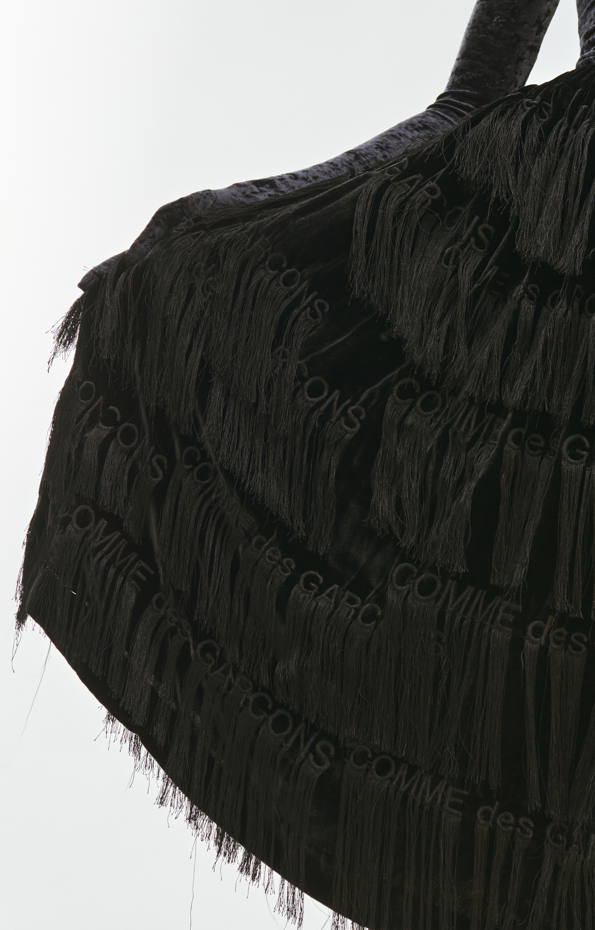 Comme des Garcons Юбка с бахромой и логотипами