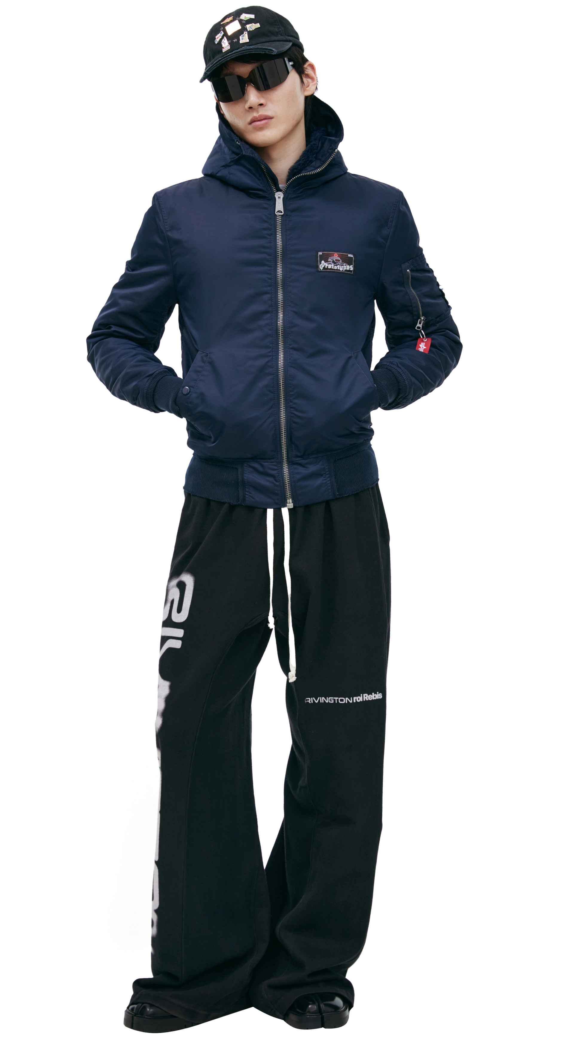 PROTOTYPES Бомбер